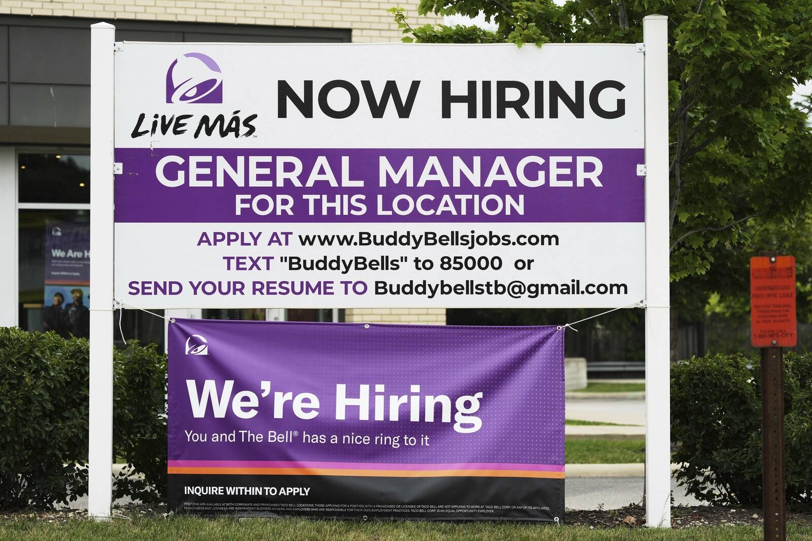 В США поиск новой работы занимает у соискателей больше времени, чем раньше.