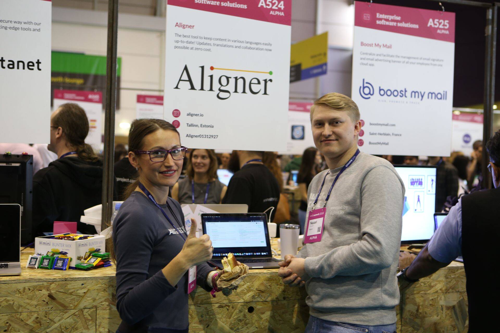 Aligner
