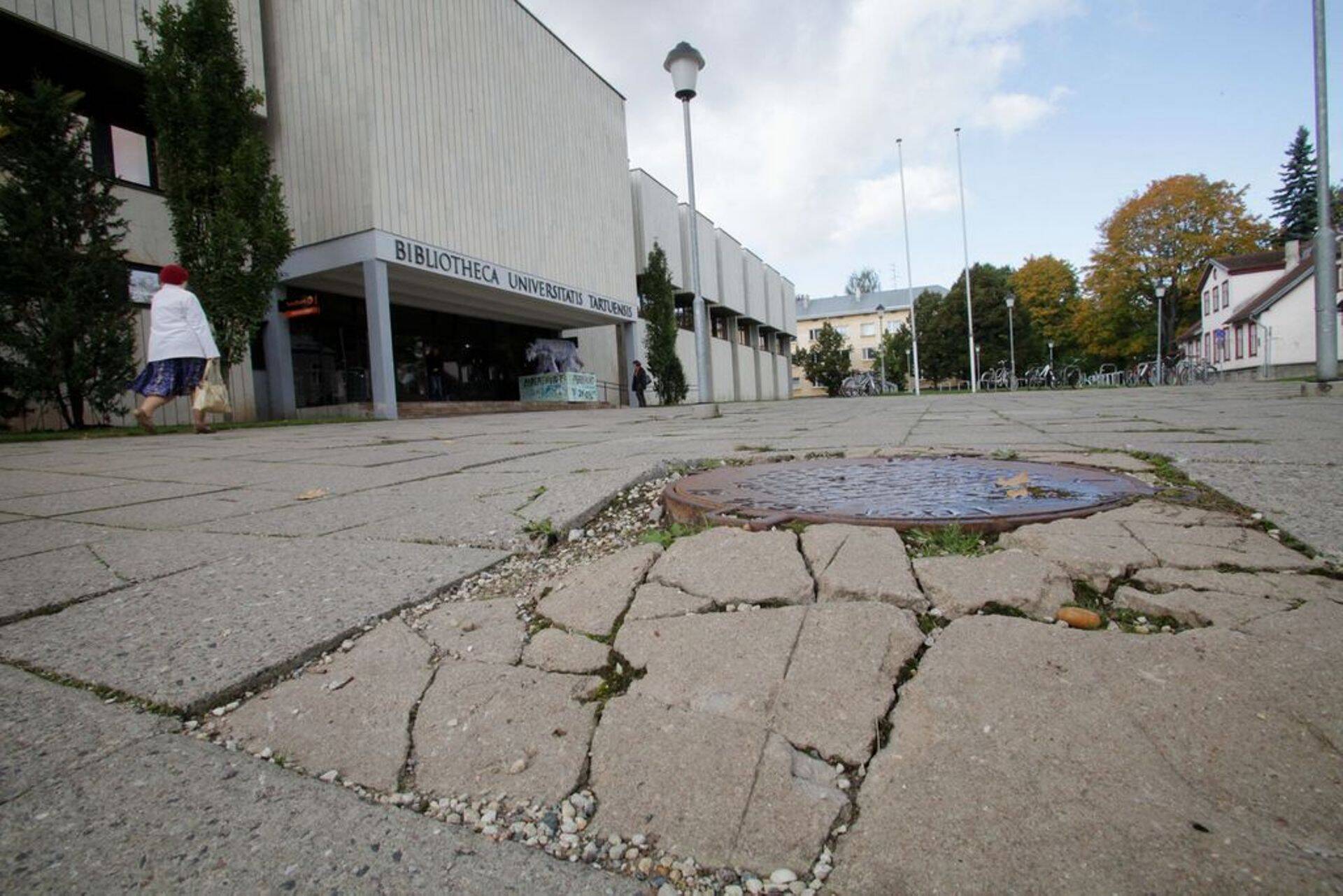 TÜ raamatukogu.