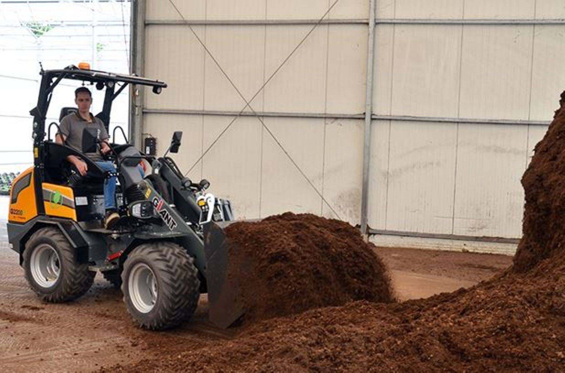 Rataslaadurite valik on mudelite poolest kõige arvukam, pakkudes võimsusvahemikku 26…75 hj.