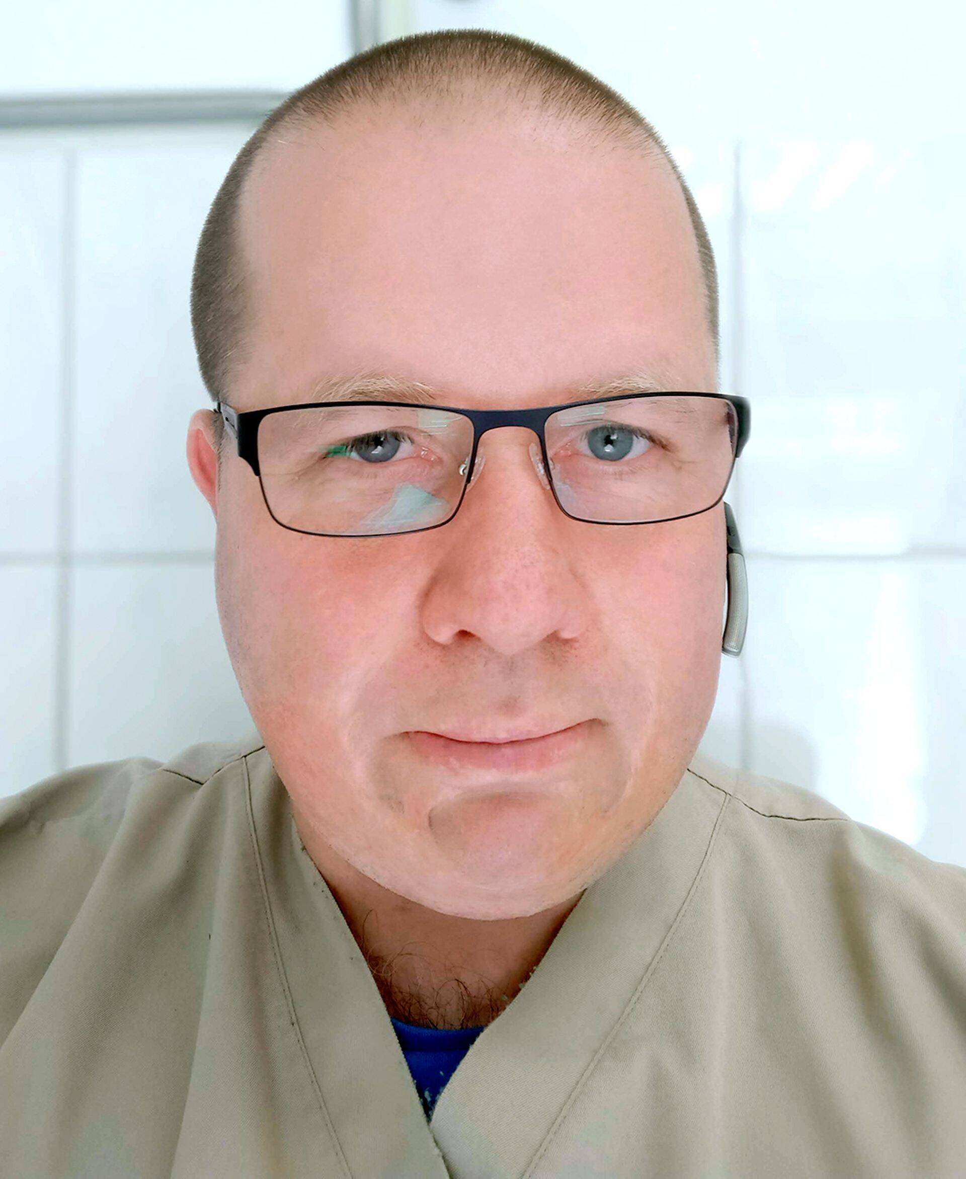 Андрей Русманов. ветеринар.