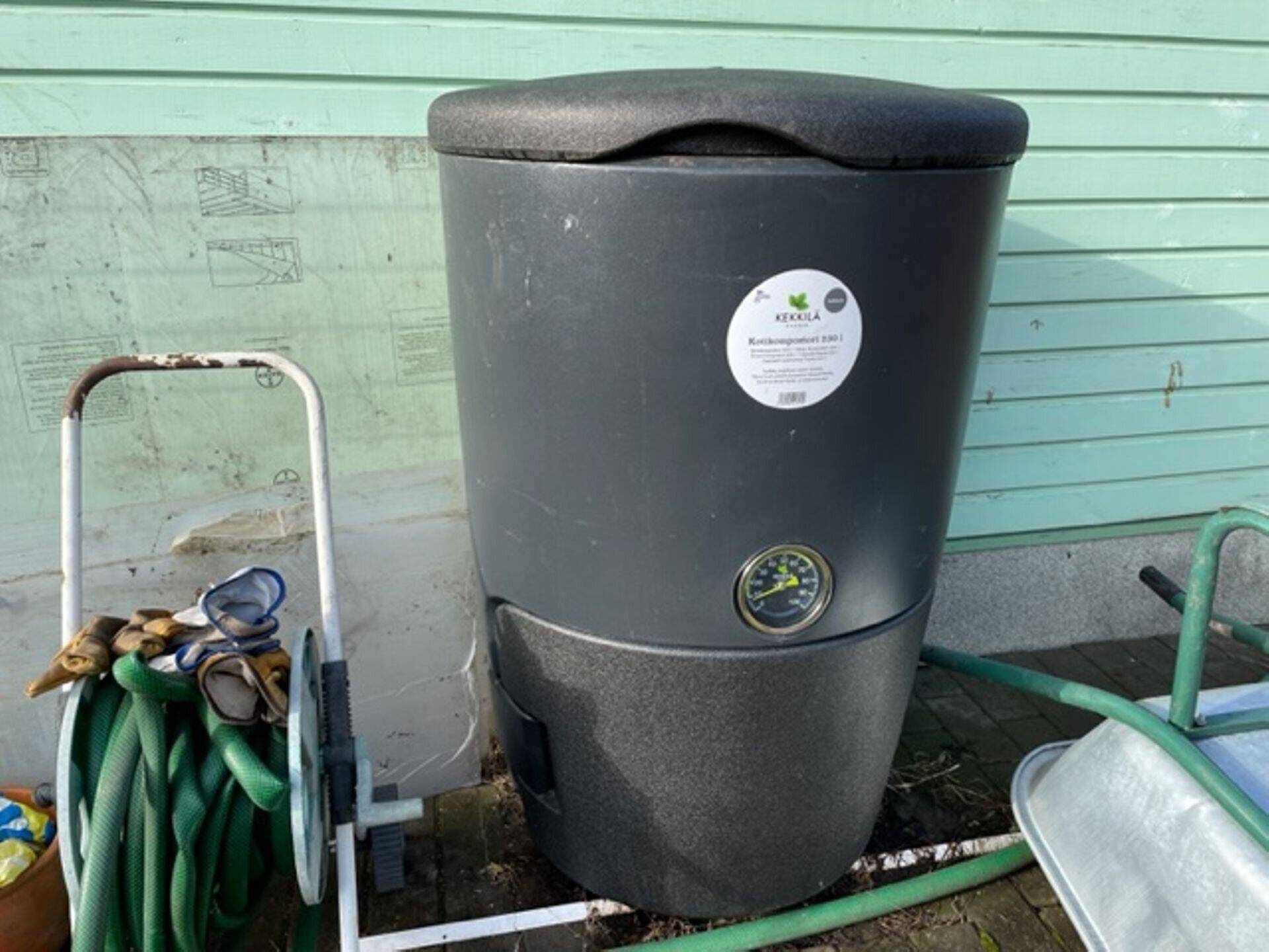 Спрос на компостеры явно вырастет. Такая штука может стоить и несколько сотен евро.