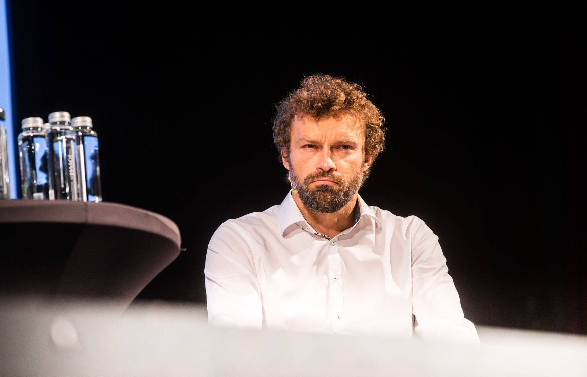 По словам экономического эксперта Кристьяна Лепика, в длительной перспективе фиксация ставки может оказаться более затратной.