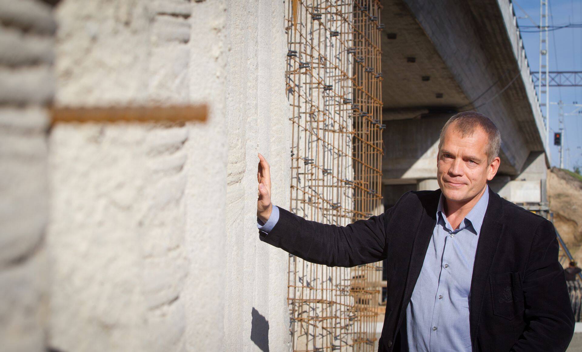 Lemminkäinen Eesti juhatuse esimees Sven Pertensi sõnul teevad ettevõtjad ja koolid koostööd, kuid riik ainult konstateerib fakti.