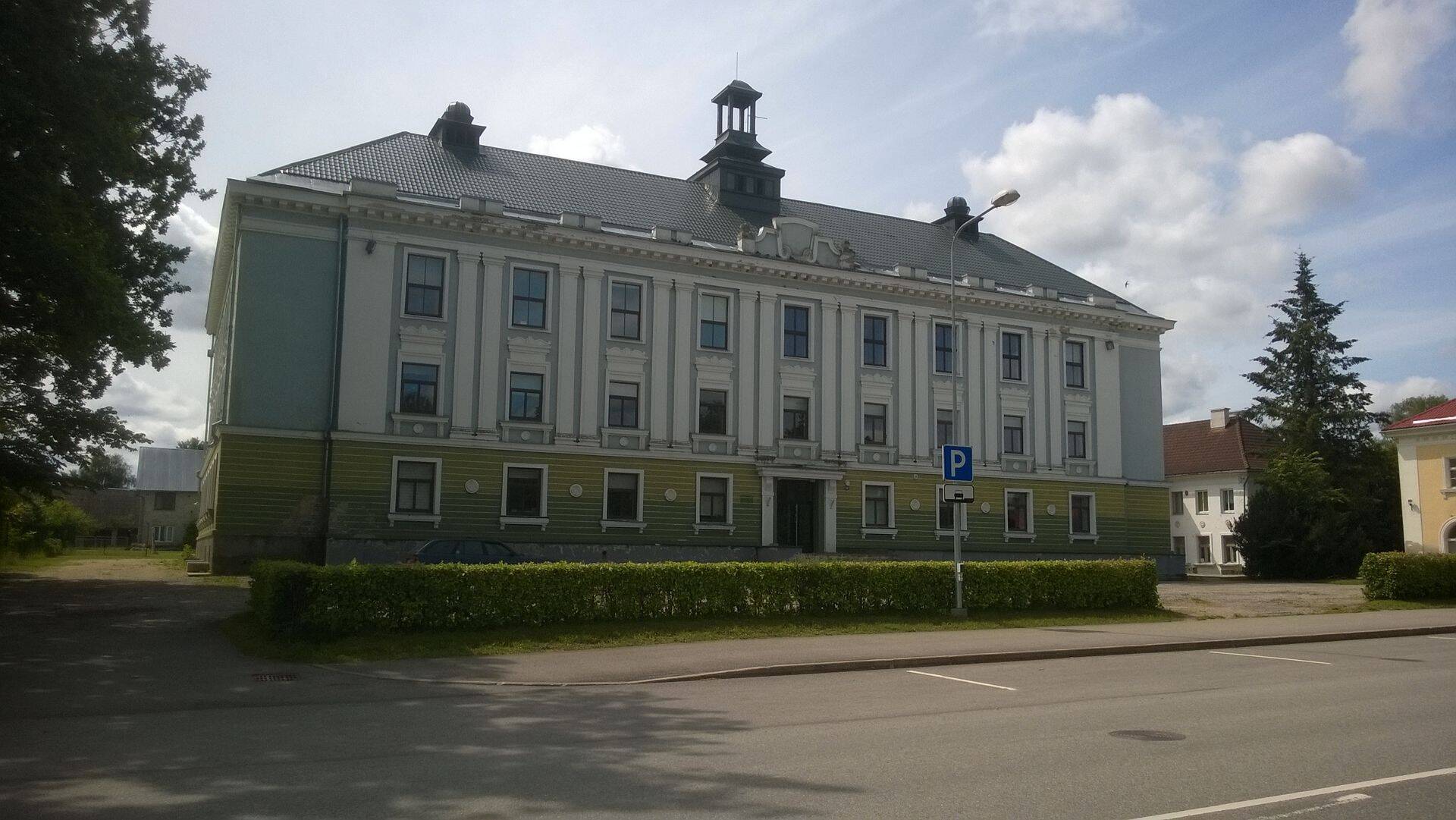Vastseliina hooldekodu renoveerija Mace Ehituse sõnul loopis vald neile tahtlikult kaikaid kodarasse, et objekt ei valmiks.