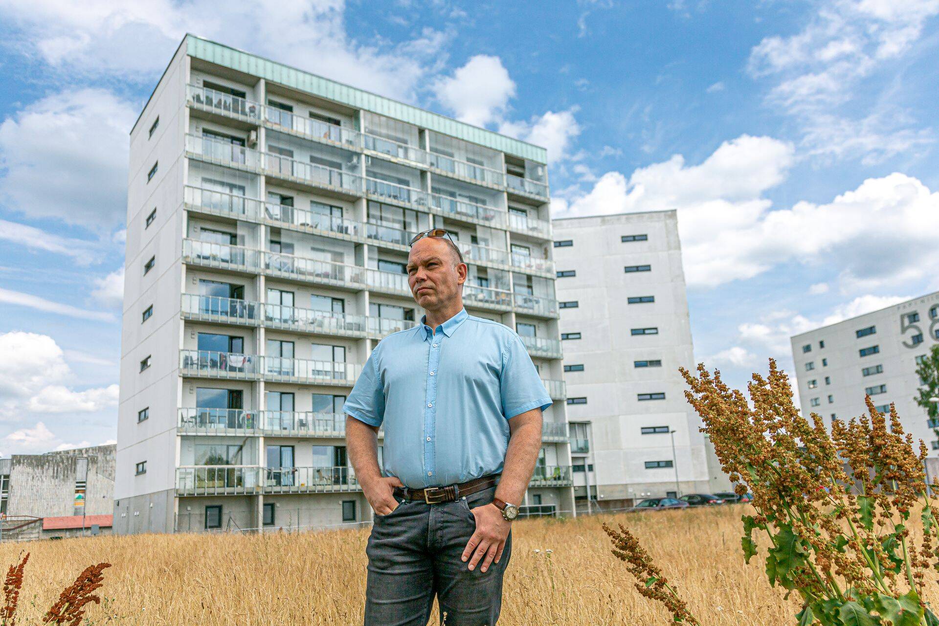 Kinnisvarabüroo Uus Maa Pärnu esinduse juht Feliks Krapp ütleb, et viimastel kuudel on Pärnus kortereid ja elamuid hakanud soetama just investorid.