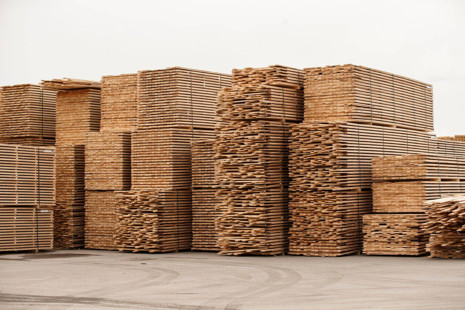 Saematerjali laovarud on Euroopas üsna suured.