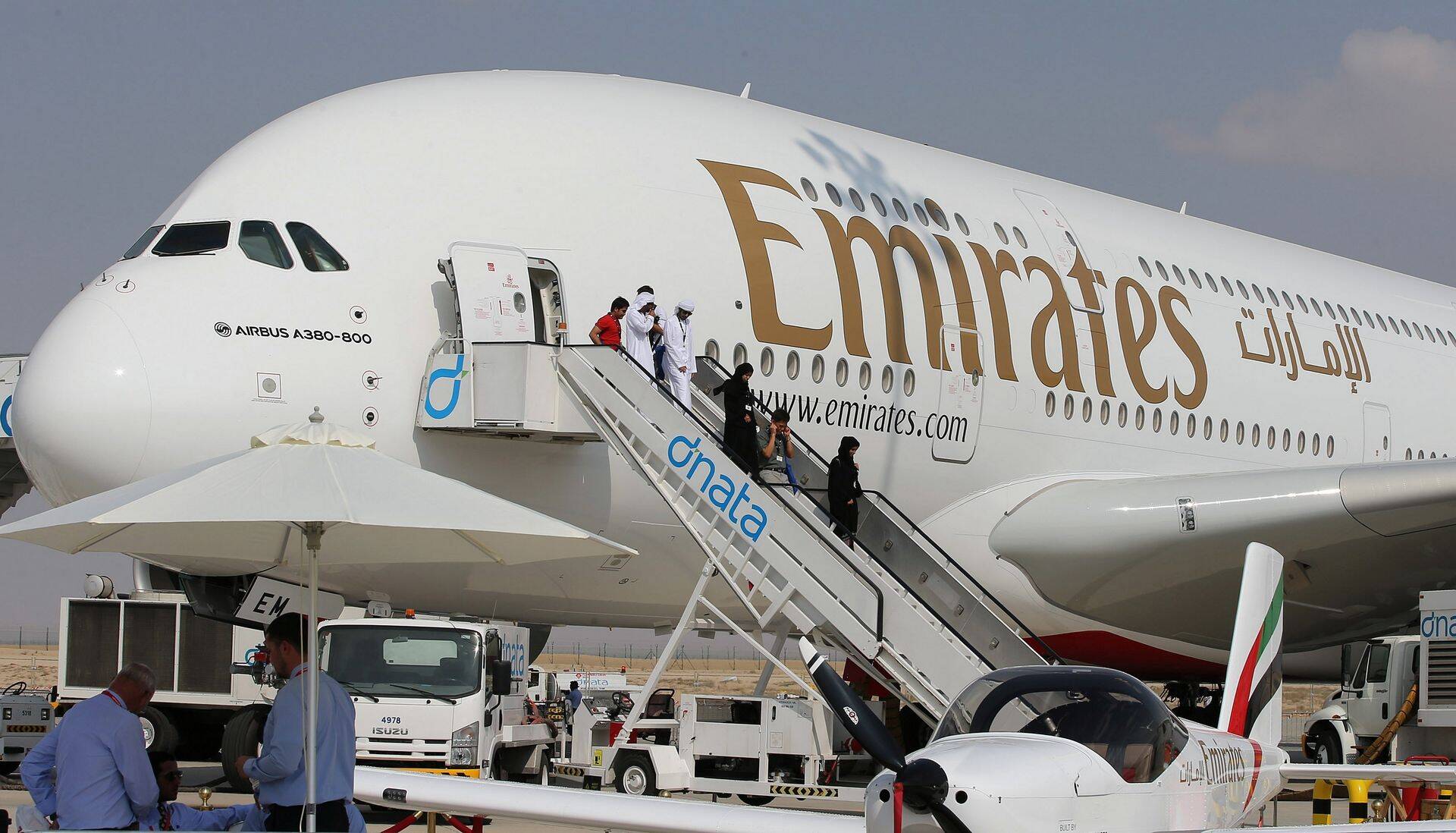 Emiratesi lennuk.