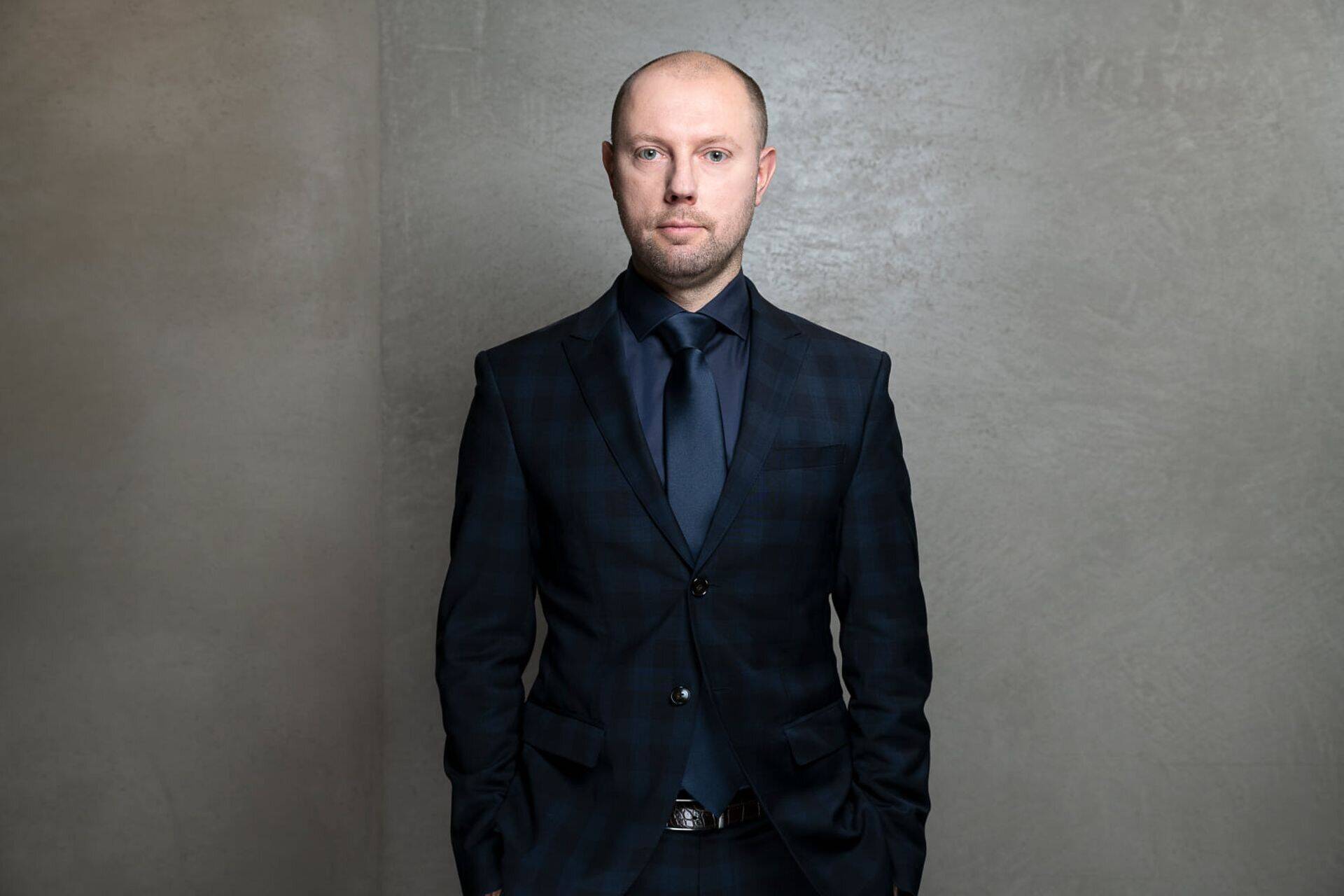 Юри Сирель, Присяжный поверенный, договорный представитель HashFlare LP