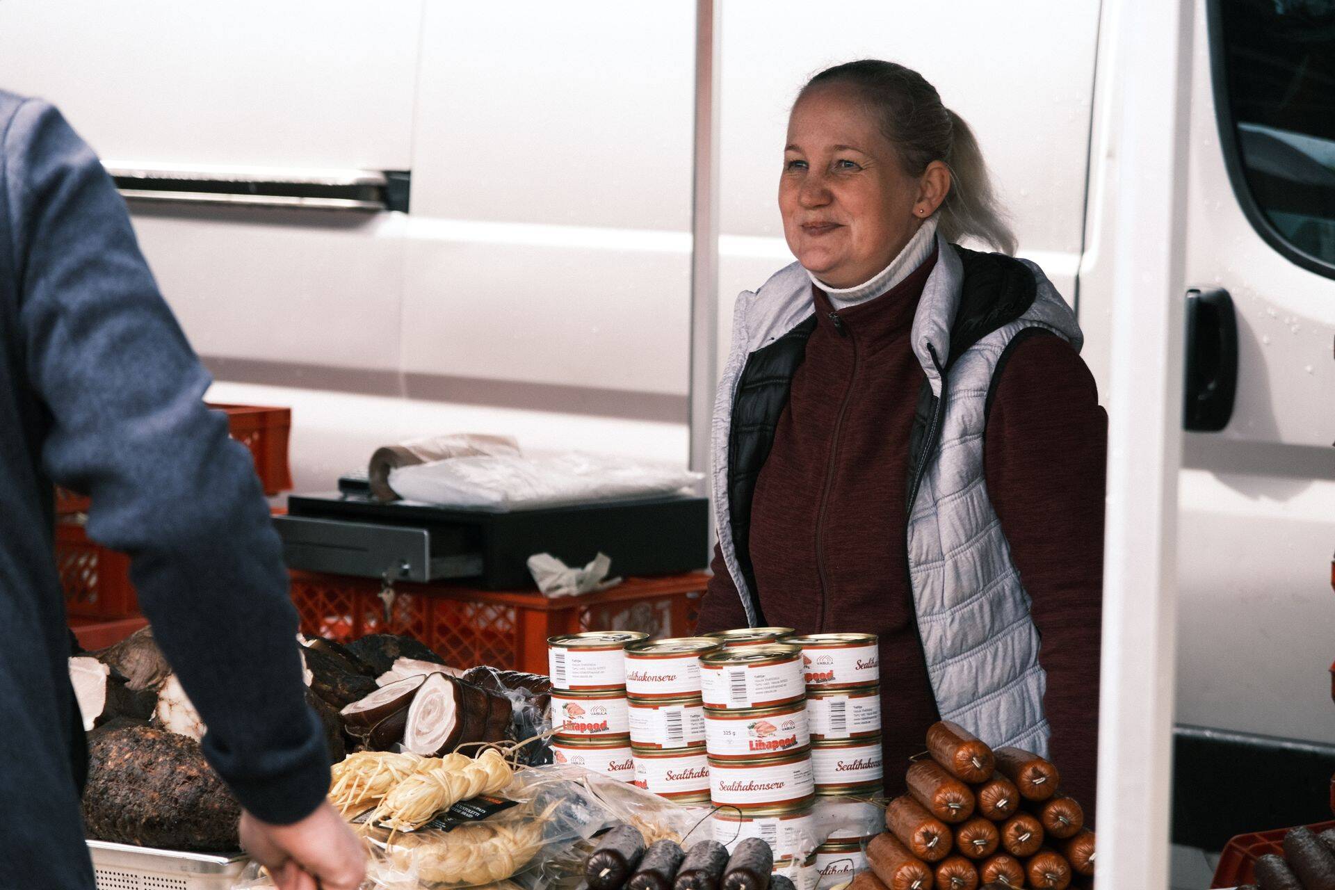Vorstide-sinkide ostmiseks tuli paar minutit järjekorras seista.