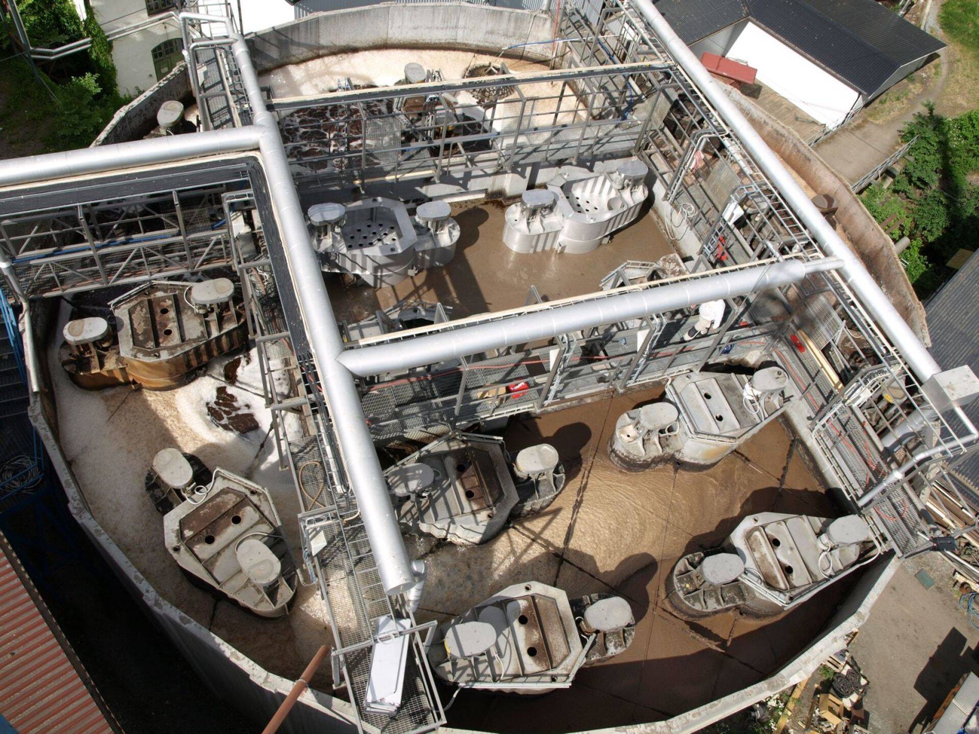 Компания J.I.T. AS, специализирующаяся на изготавлении и монтаже оборудования для очистки сточных вод, реконструировала очистные сооружения целлюлозного комбината Rockhammar, Швеция