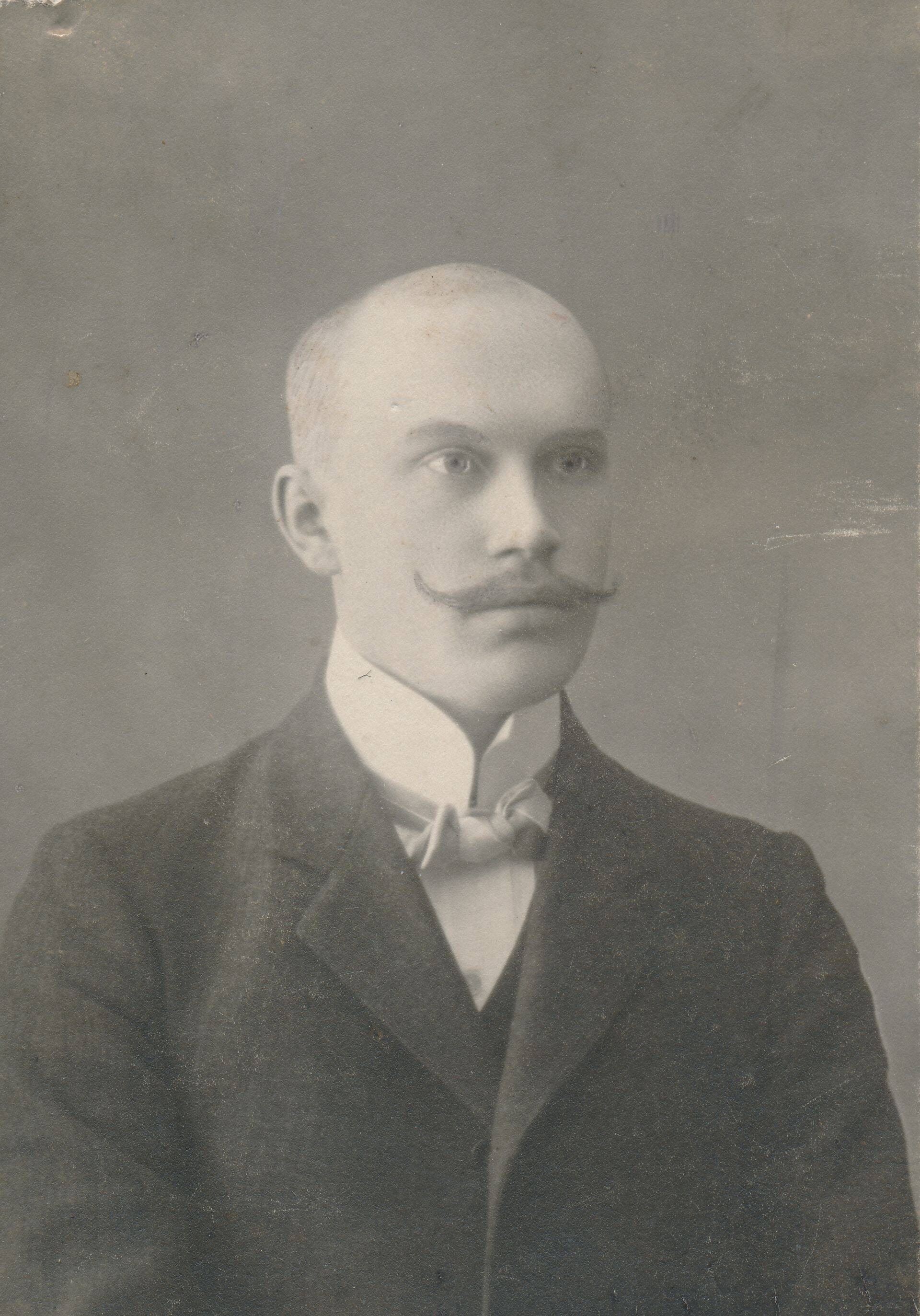 Mihkel Juhkam.