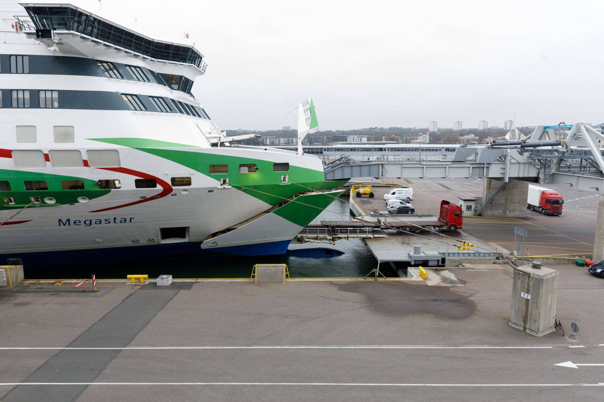 Tallinki  laev Tallinna Vanasadamas.