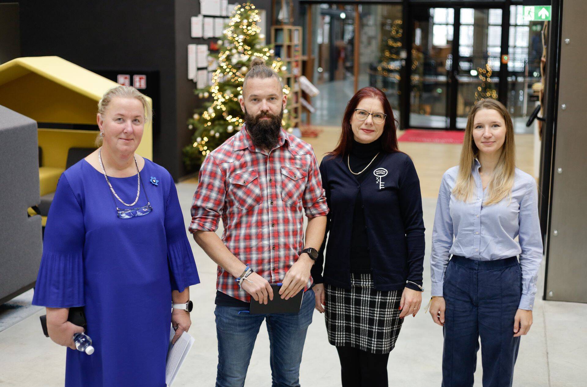 Heli Raidve, Remo Ojaste, Helge Alt ja Anna Tarnašinskaja.