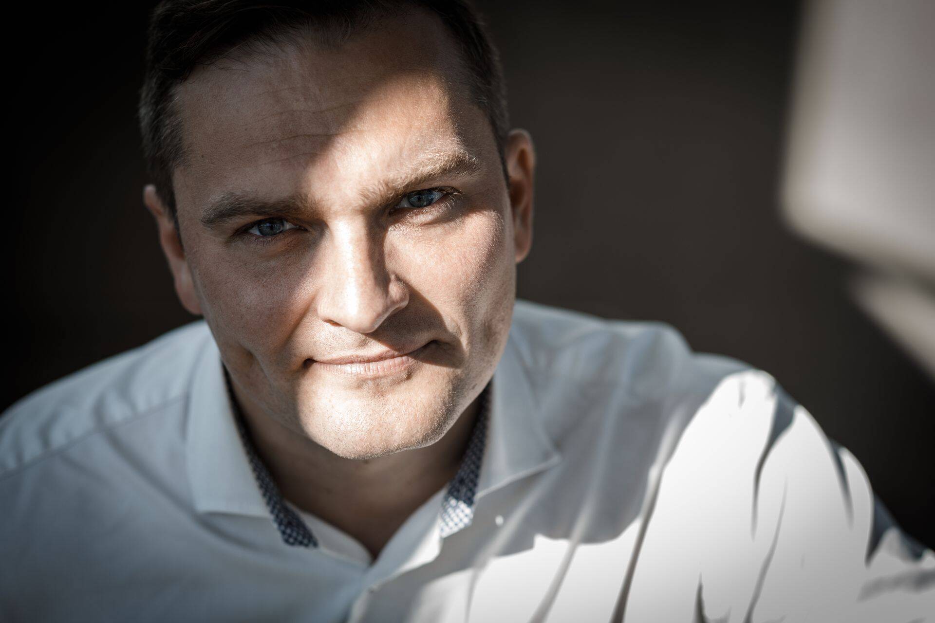 Forus Grupi juhatuse esimees Margus Nõlvak öösel kell 2 töömeile saatvat juhti töökaks ei pea.