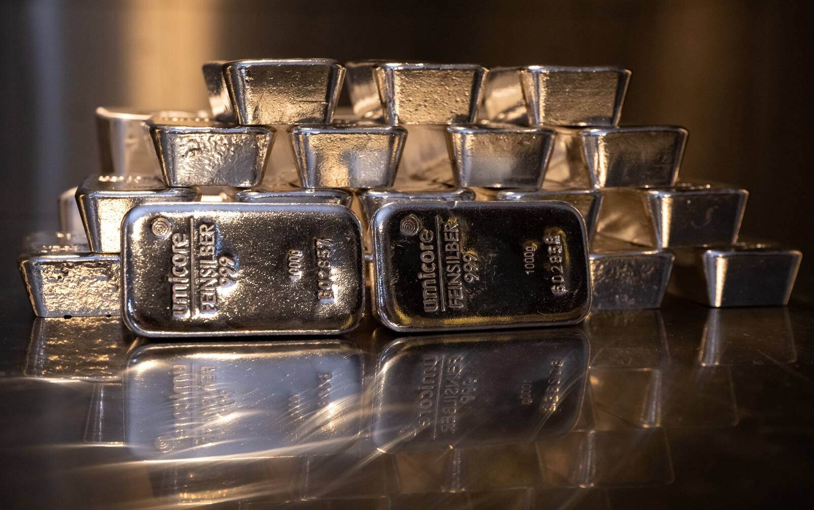 Uue hinnaprognoosi kohaselt kasvab hõbeda hind sel aastal veel 12%.