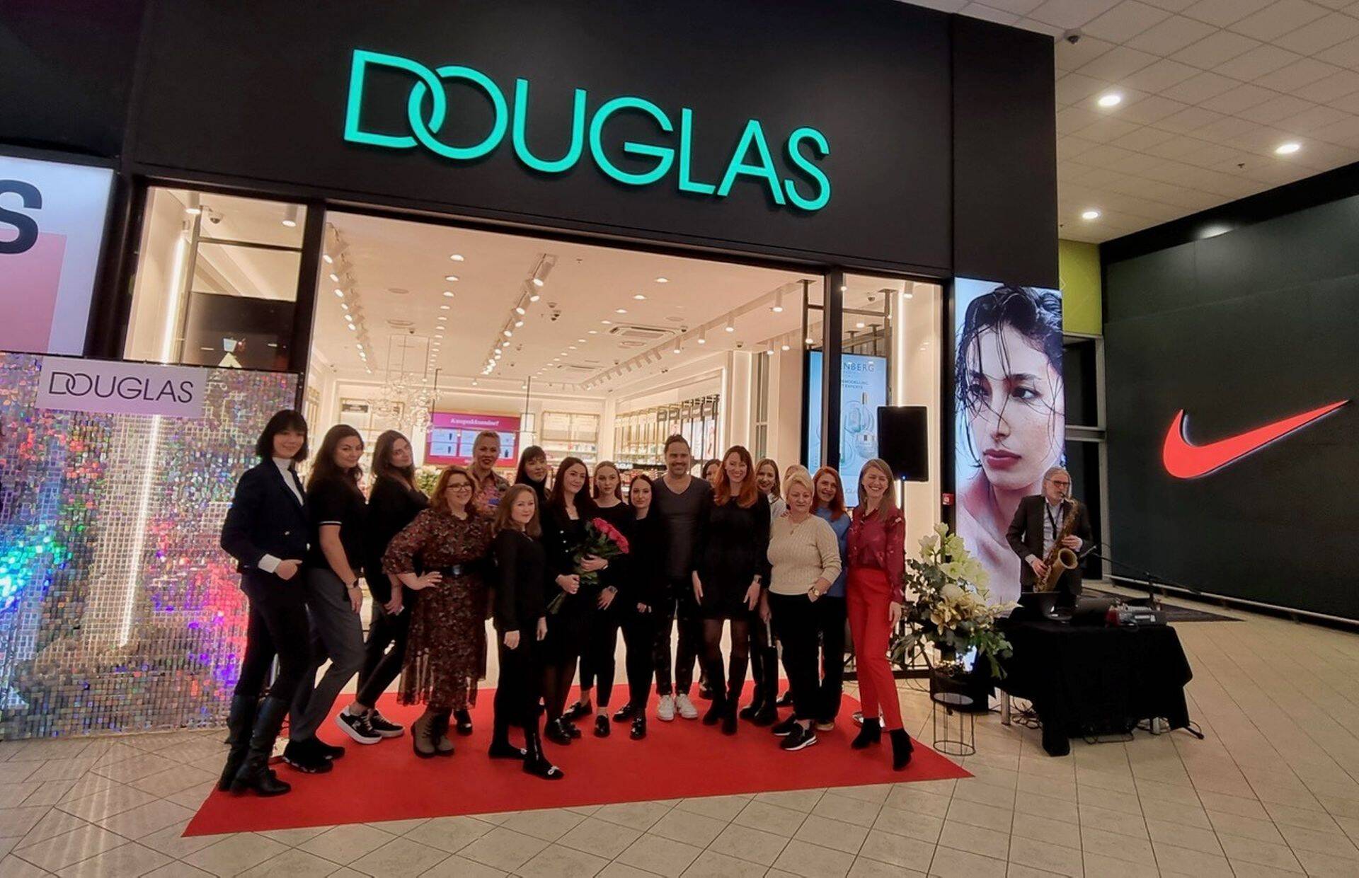Uus pood asub 140 ruutmeetrisel pinnal ning pakub mitmete maailma tippbrändide tooteid. Allikas: Douglas.