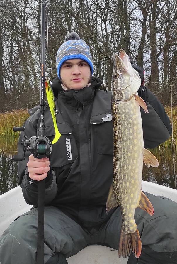 Lucky Johni BBS CAST 220 ja Lucky Johni BBS-sarja tugev nöör sobivad suurte lantidega haugipüügiks hästi.