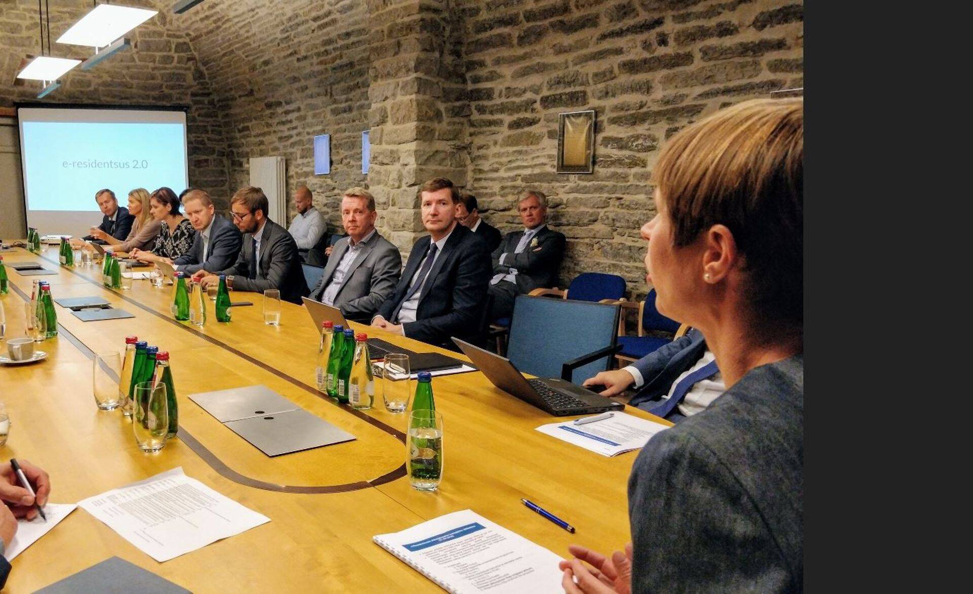 E-residentsuse projekti osapooled kohtusid septembris president Kersti Kaljulaidiga.
