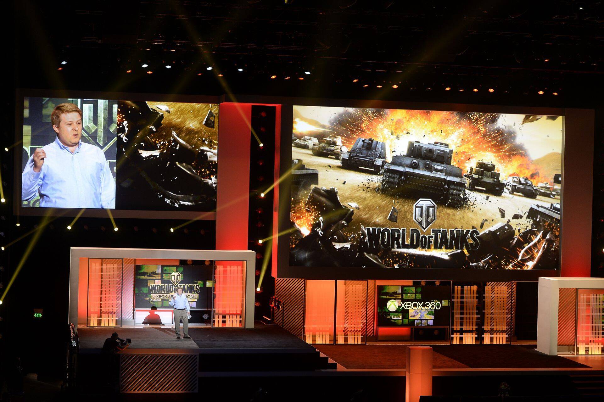 Viktor Kislõi aastal 2013 Los Angeleses mängude Expol E3 esitlemas "World of Tanksi" uuendusi.