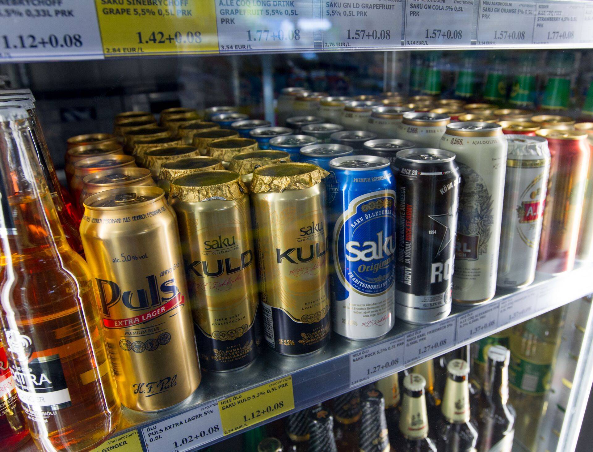 Uue reklaamiseadusega plaanitakse muuta ka alkohoolsete jookide väljapanekut kaupluses.