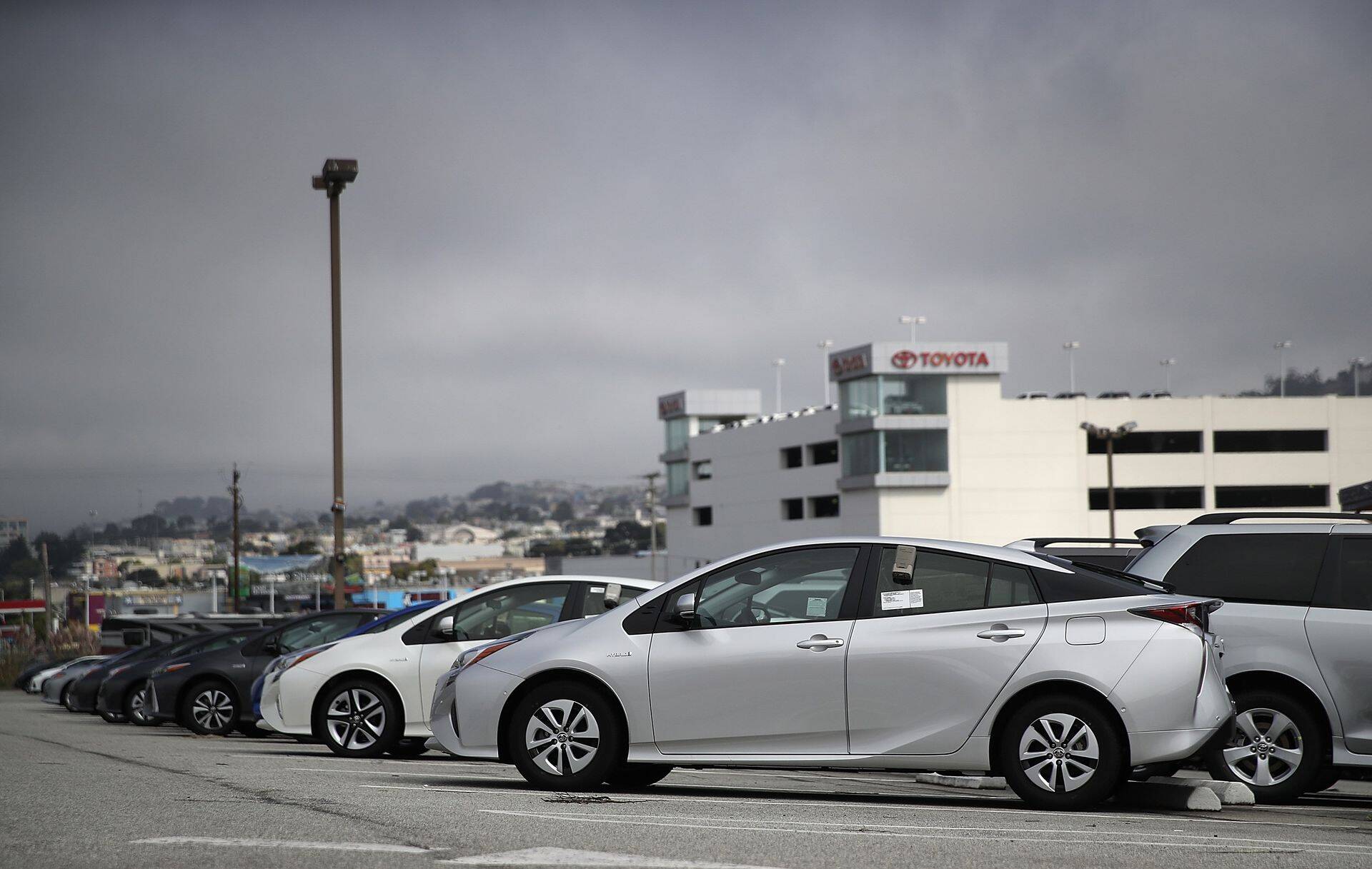 Autotootmine vähenes novembris.