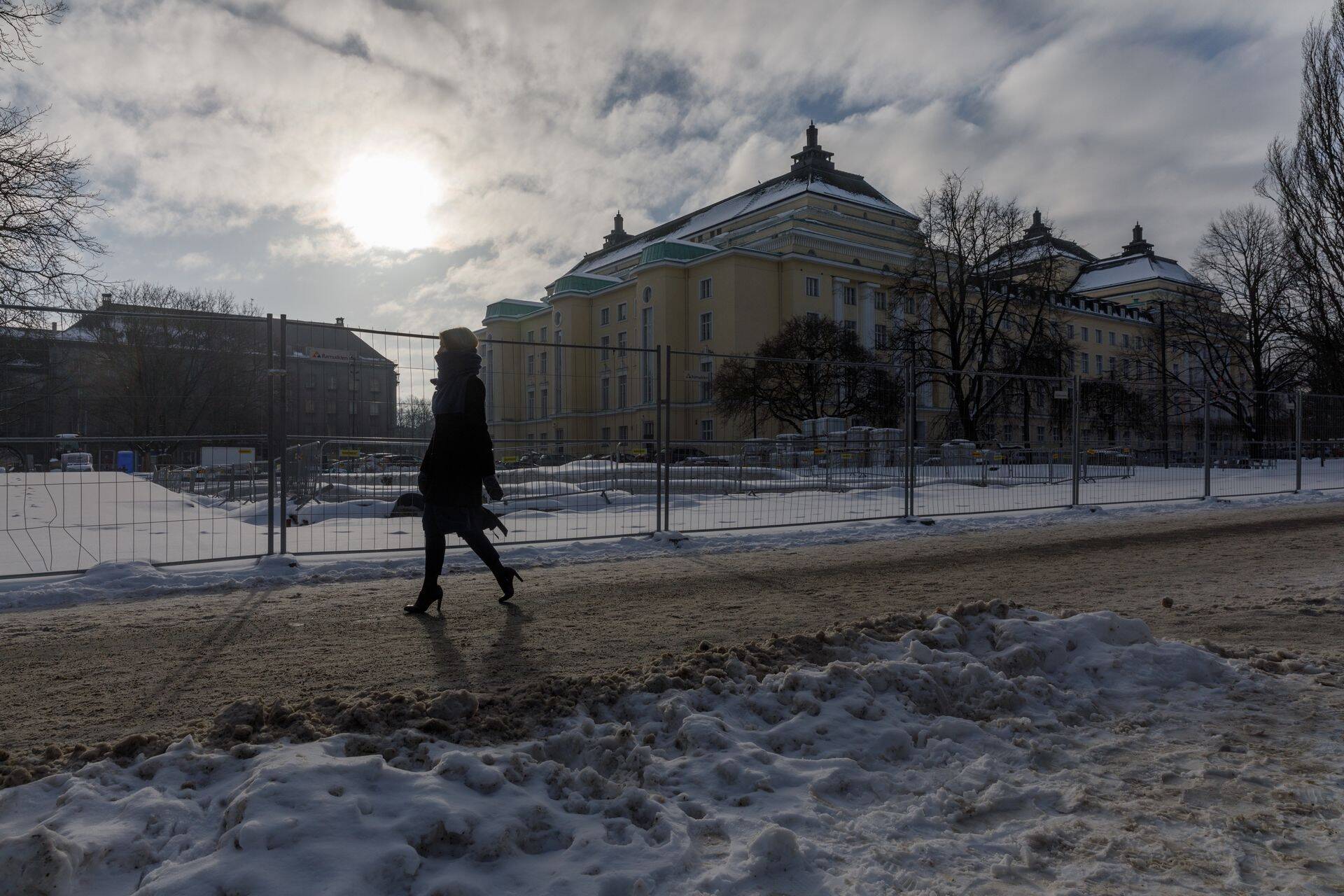 Tallinna südalinna kerkib paviljon, mille kasutusõiguse saab ehitaja 50 aastaks.