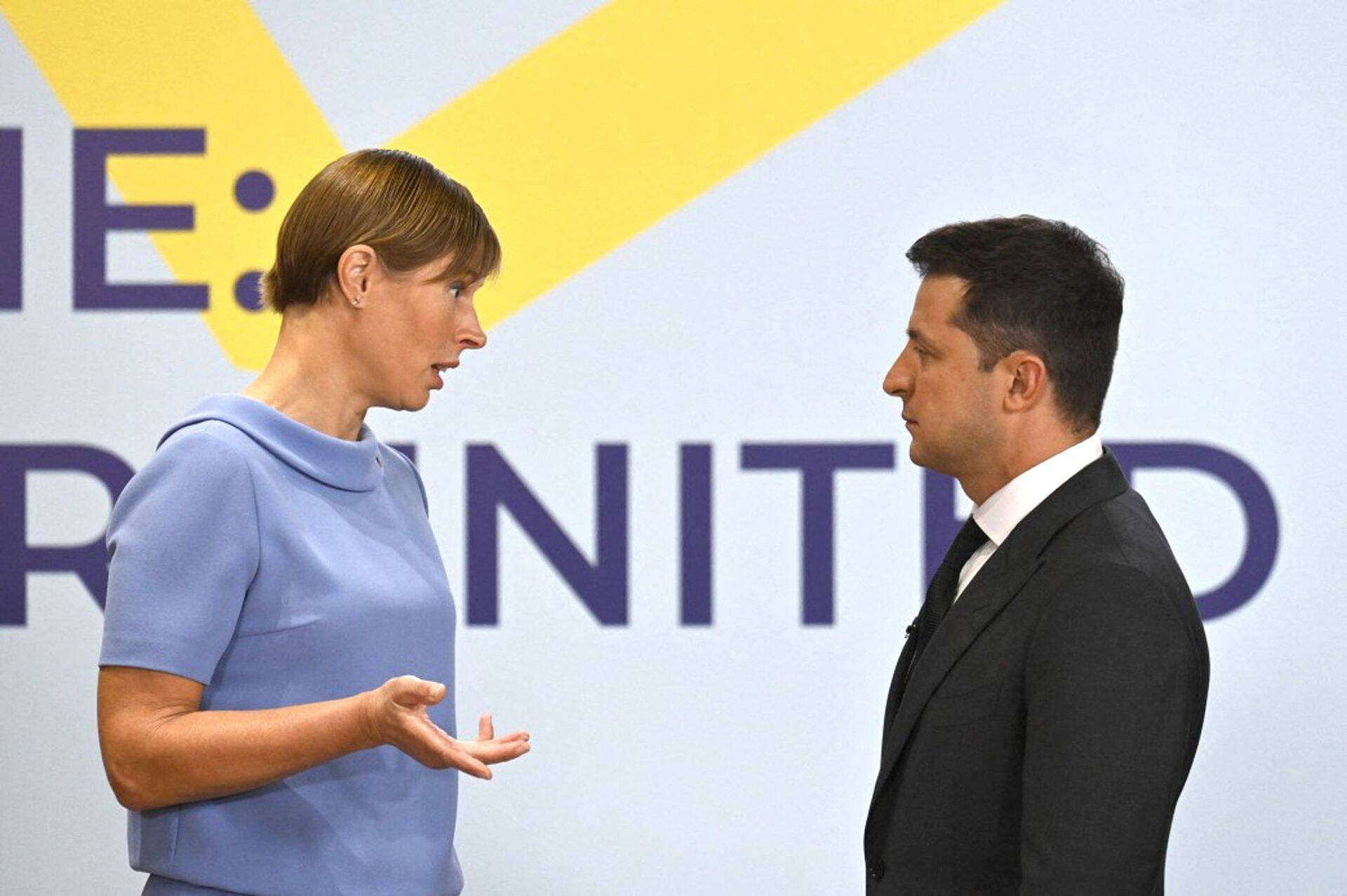 Президент Эстонии Керсти Кальюлайд и президент Украины Владимир Зеленский.