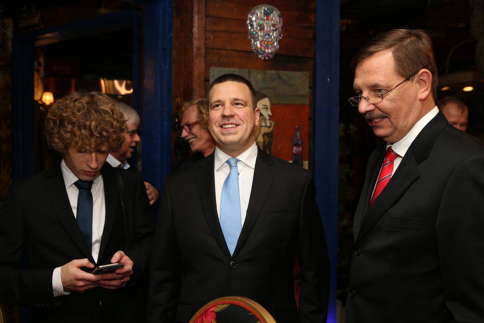 Keskerakonna valimispidu.