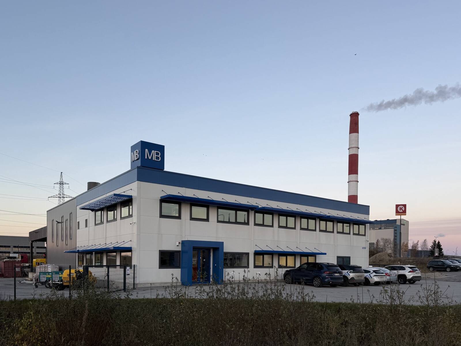 Melker Baltiku uus ärihoone, kuhu paigaldati soojuspump Alpha innotec 45 kW ja puuraugud 11 × 120 jm.
