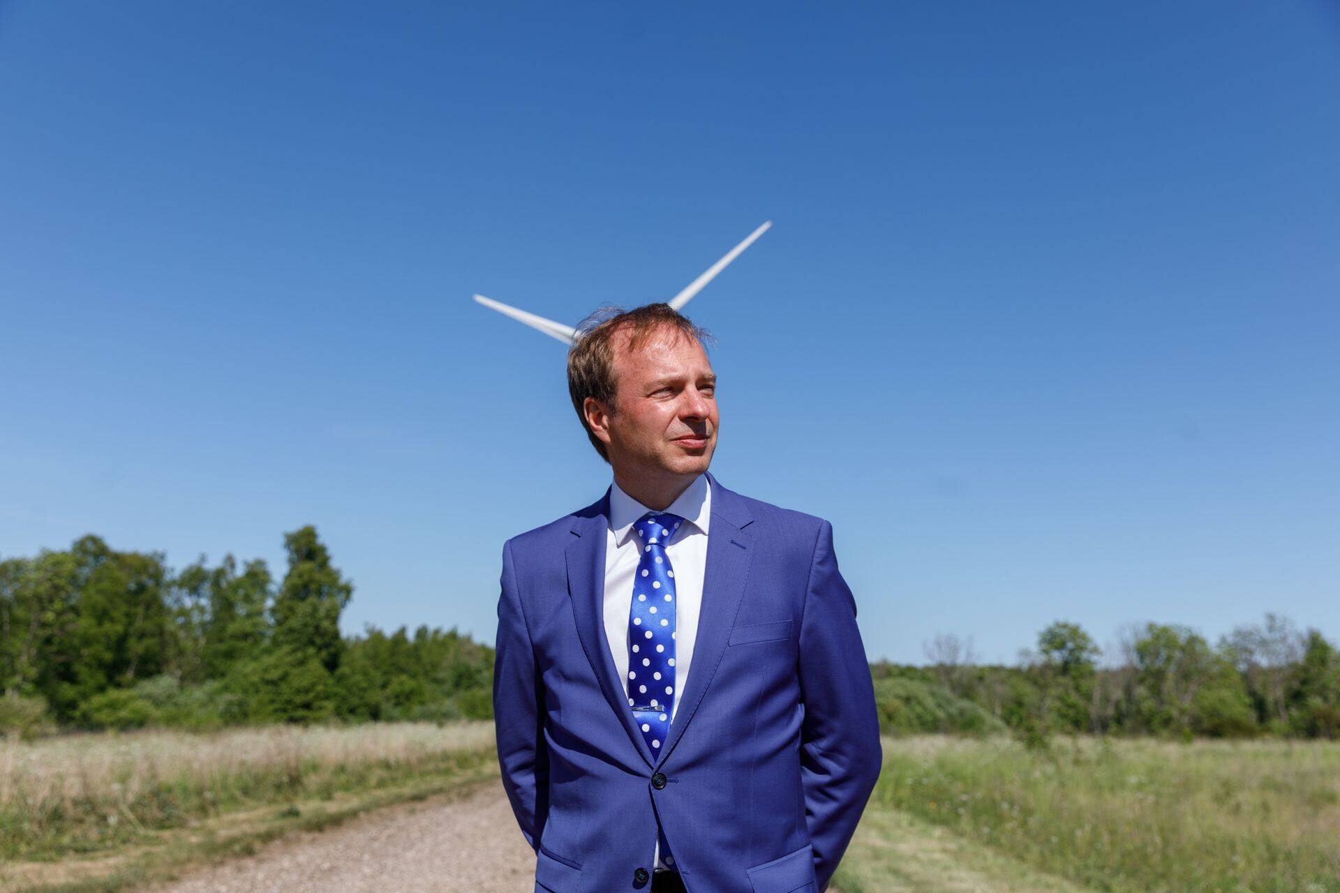 Tunamullu poole miljardi euroga tugevdatud taastuvenergiaportfellile kavatseb Hando Sutteri juhitav Eesti Energia börsilt raha kaasata, aga kindlasti mitte koroonaviirusepaanika tipphetkel.