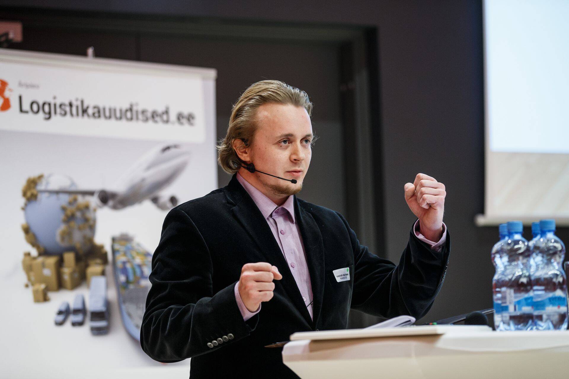 Kaarlaid OÜ protsessijuht Vahur Krautman autovedajate aastakonverentsil.