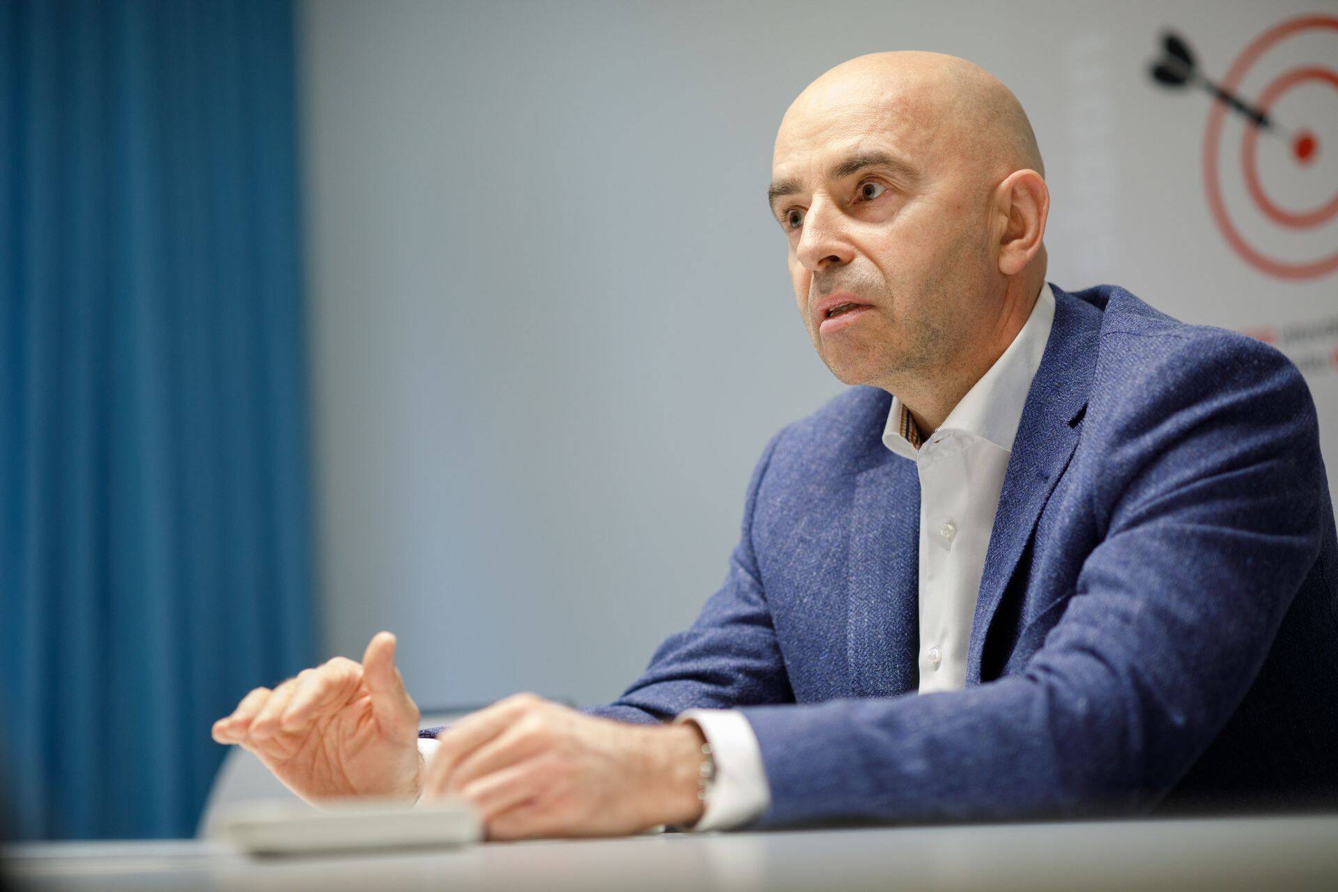 Kui Eesti Energialt hiljem puidu kasutamine ära võtta, siis mõjutab see halvasti metsatööstust, hoiatab metsa- ja puidutööstuse liidu juht Jaak Nigul.
