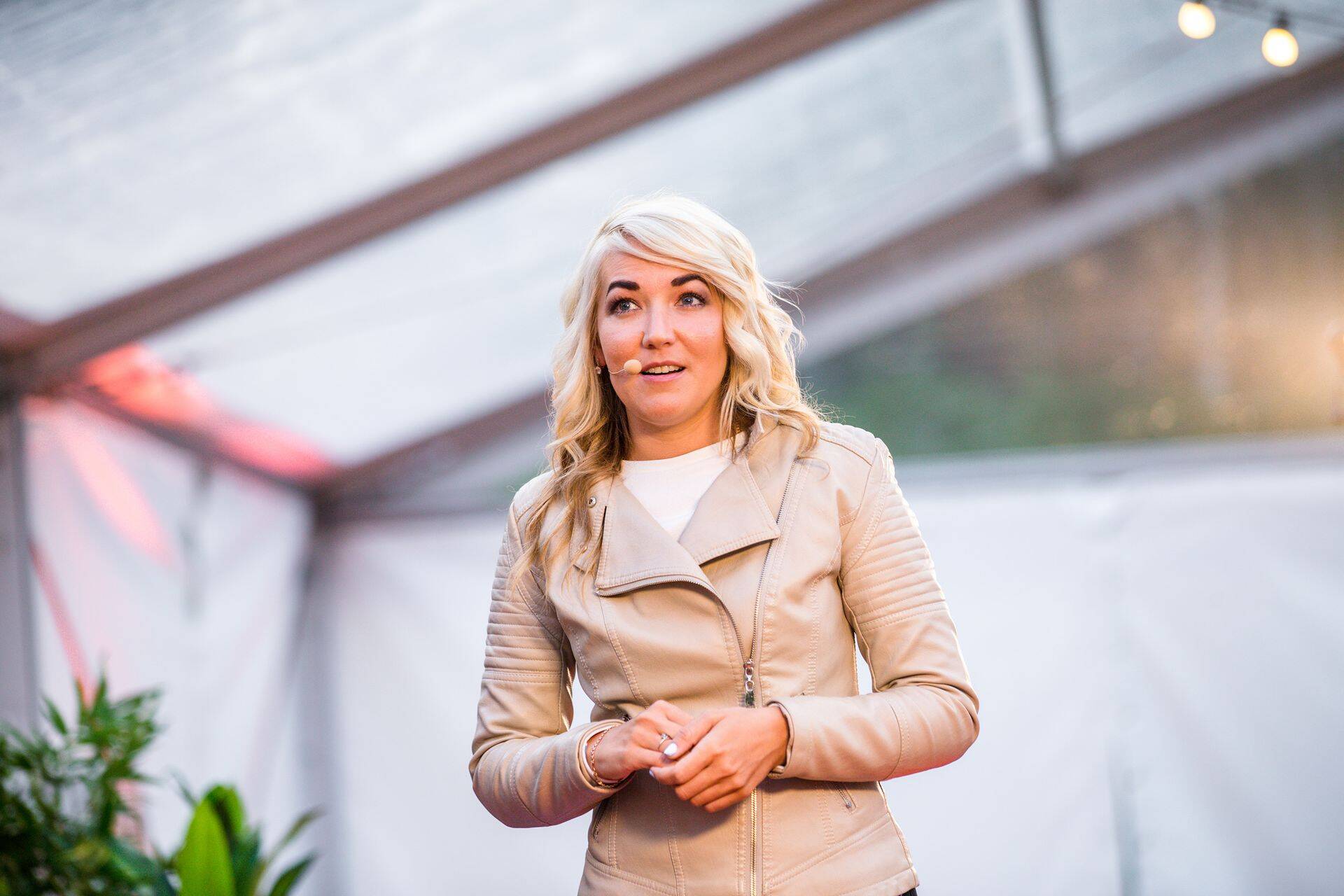 "Oli üksik tunne: keegi teine osta ei tahtnud, kõik tahtsid müüa," meenutas Elena Kuslap aega, kui eelmise kriisi ajal kinnisvara kokku ostis.