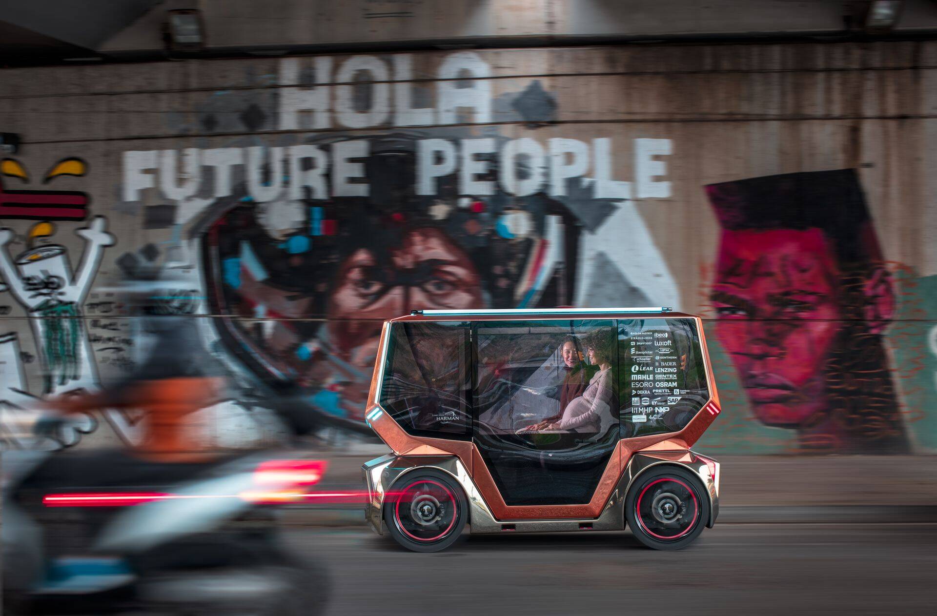 Bamboo Appsi osa oli autosisene kasutajamugavuse visioon, mis põhines futuristlikul inimese ja masina vahelise suhtluse lahendusel.