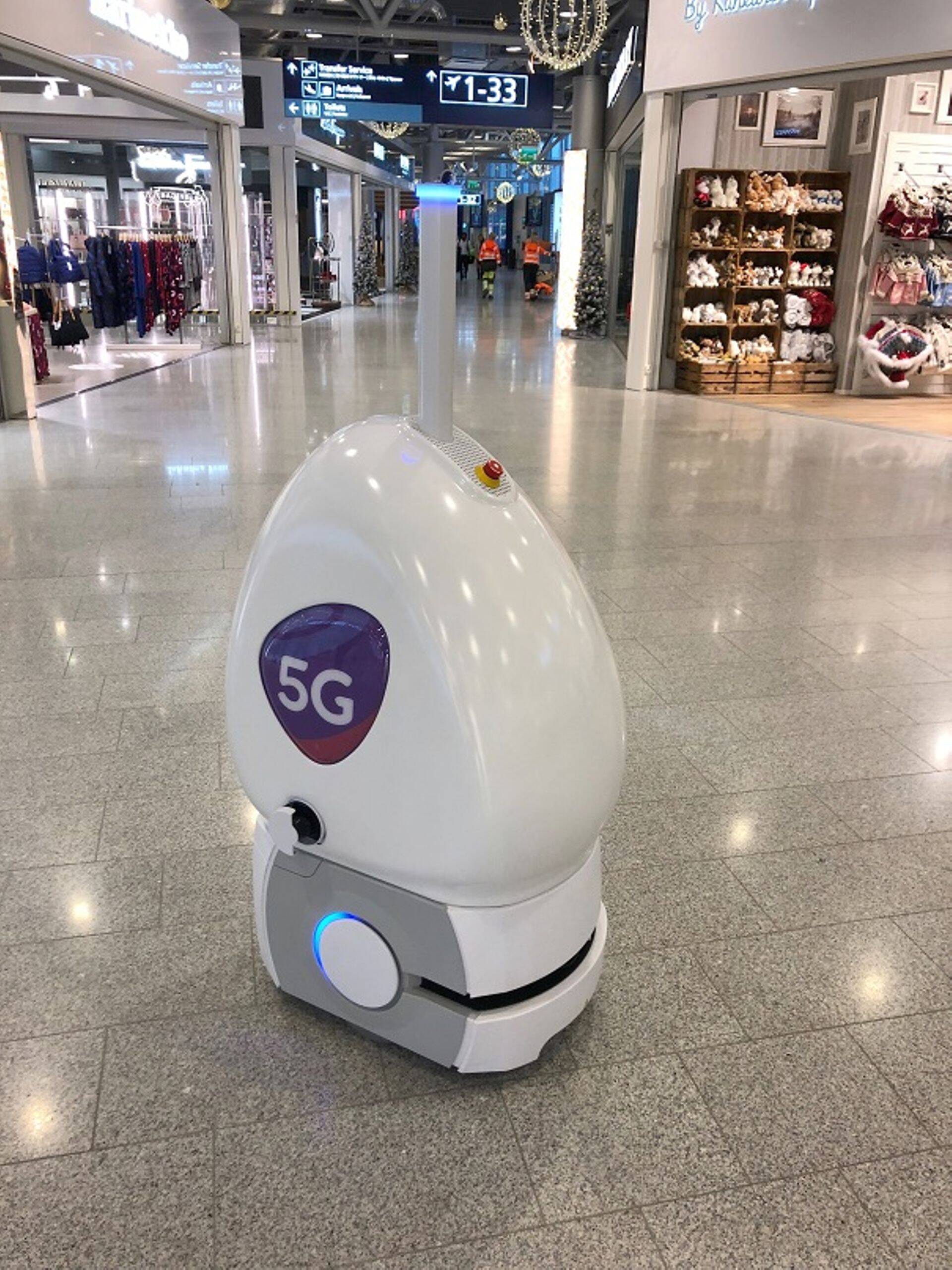 Robot paigaldati Helsingi lennujaama terminali T2 Schengeni-välisele alale.