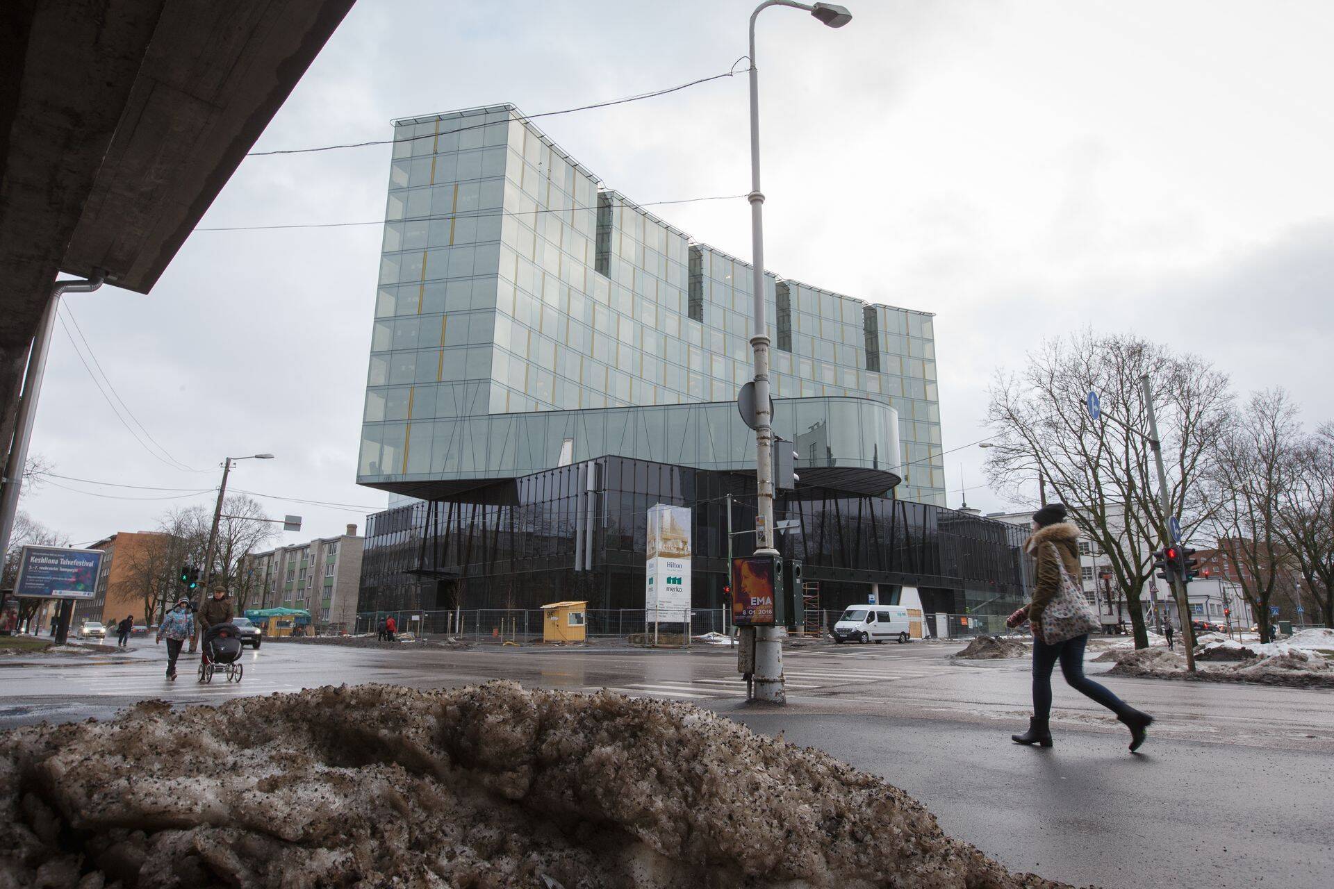 Hiltoni hotelliketi rajamisel pidi arvestama mahukat standarite ja nõuete kogumiga.