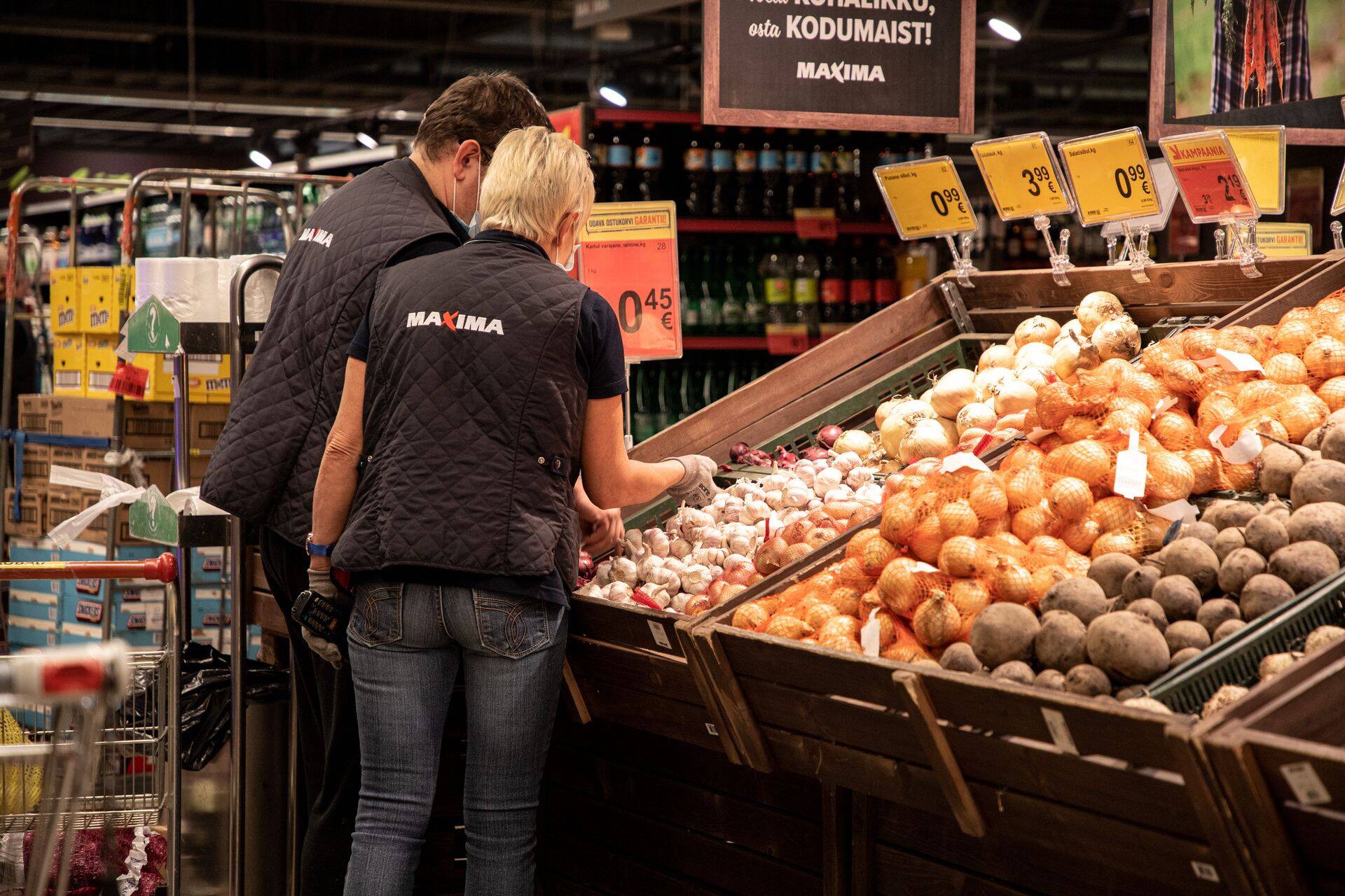 Teiste toiduainete kõrval hakkab Maxima annetama Eestis Toidupangale ka puu- ja juurvilju,