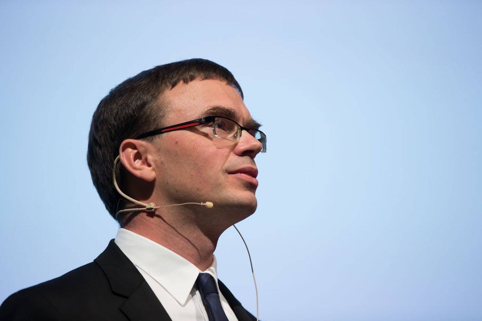 Kaitseminister Sven Mikseri sõnul ei ole MKMi parvlaevade teine hange peatatud.