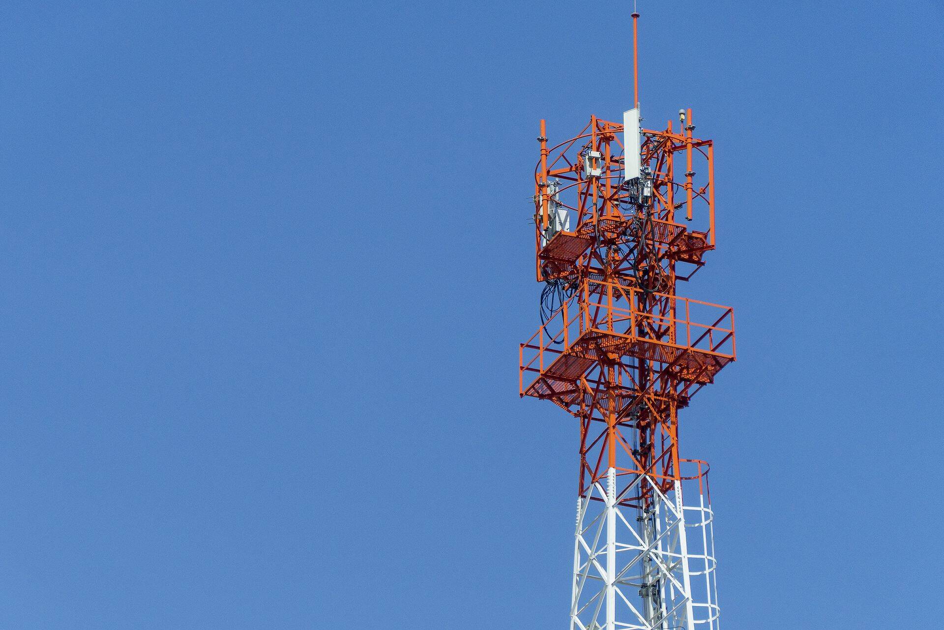 Saates tuleb juttu ka sellest, kust tekkisid eelarvamused 5G tehnoloogia kahjulikkusest inimestele.