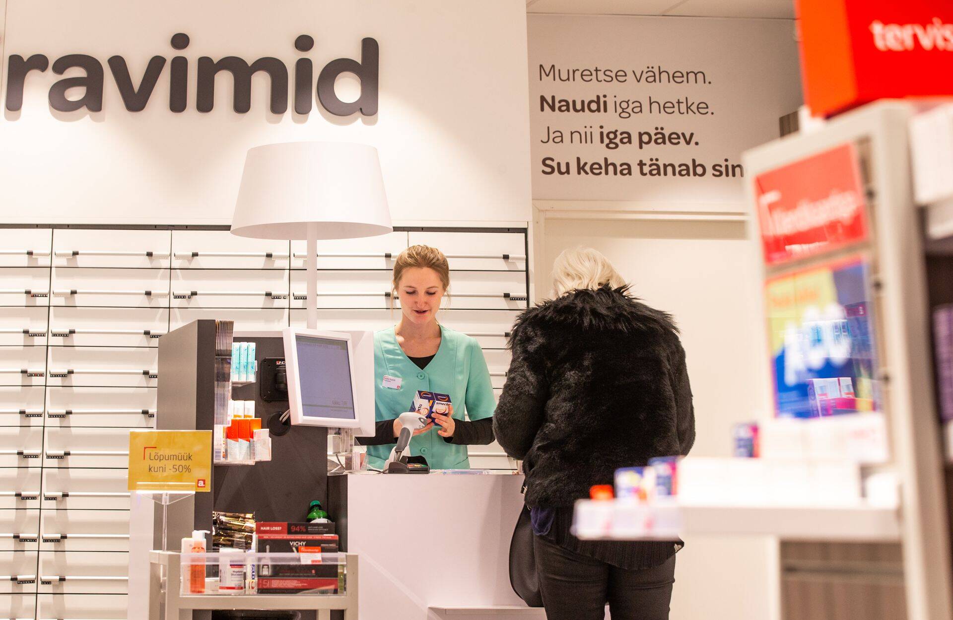 Apteekrid said küll apteekide omanikuks, kuid turg on endiselt sisuliselt kahe suurima hulgimüüja Magnumi ja Tamro kontrolli all.