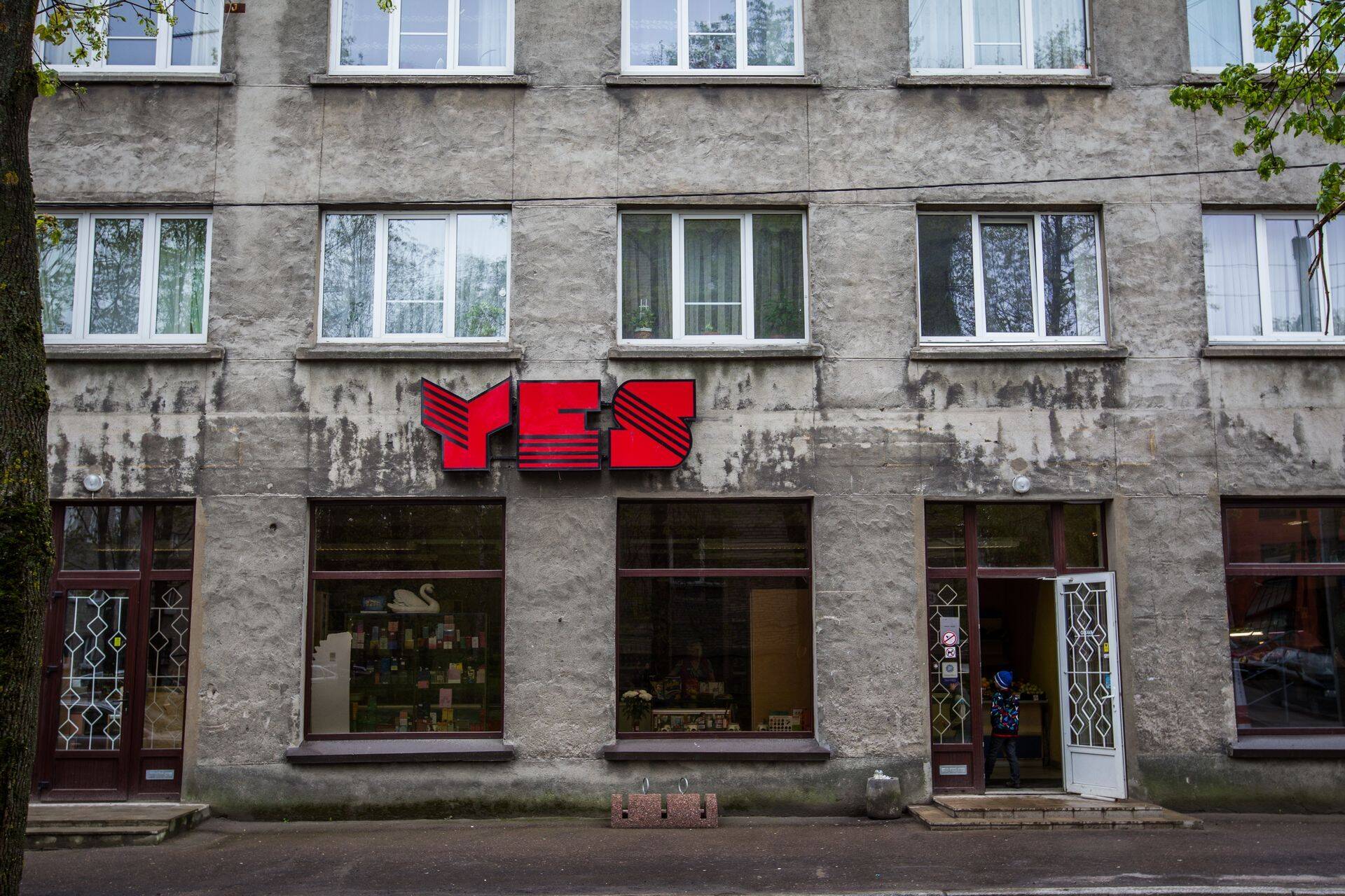 Kortermaja uksed tuleb lukus hoida.