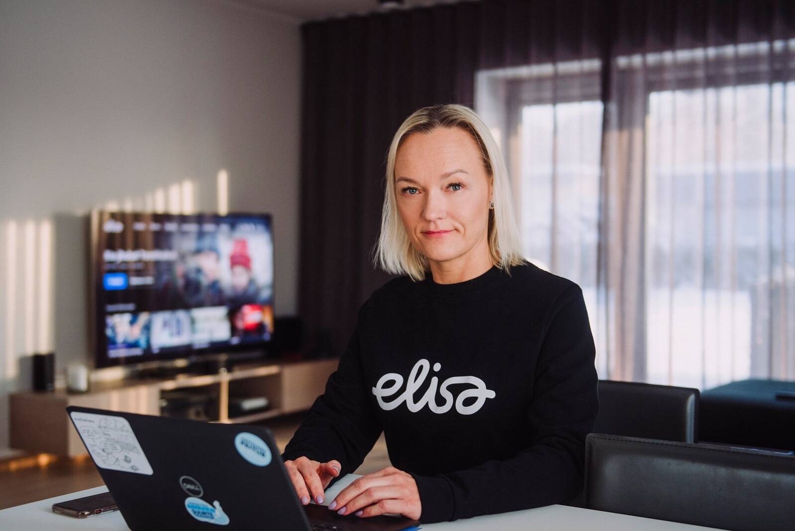 Uue töötaja laud ei tohiks olla kohustustes lookas, leiab Elisa personalijuht Kaija Teemägi.