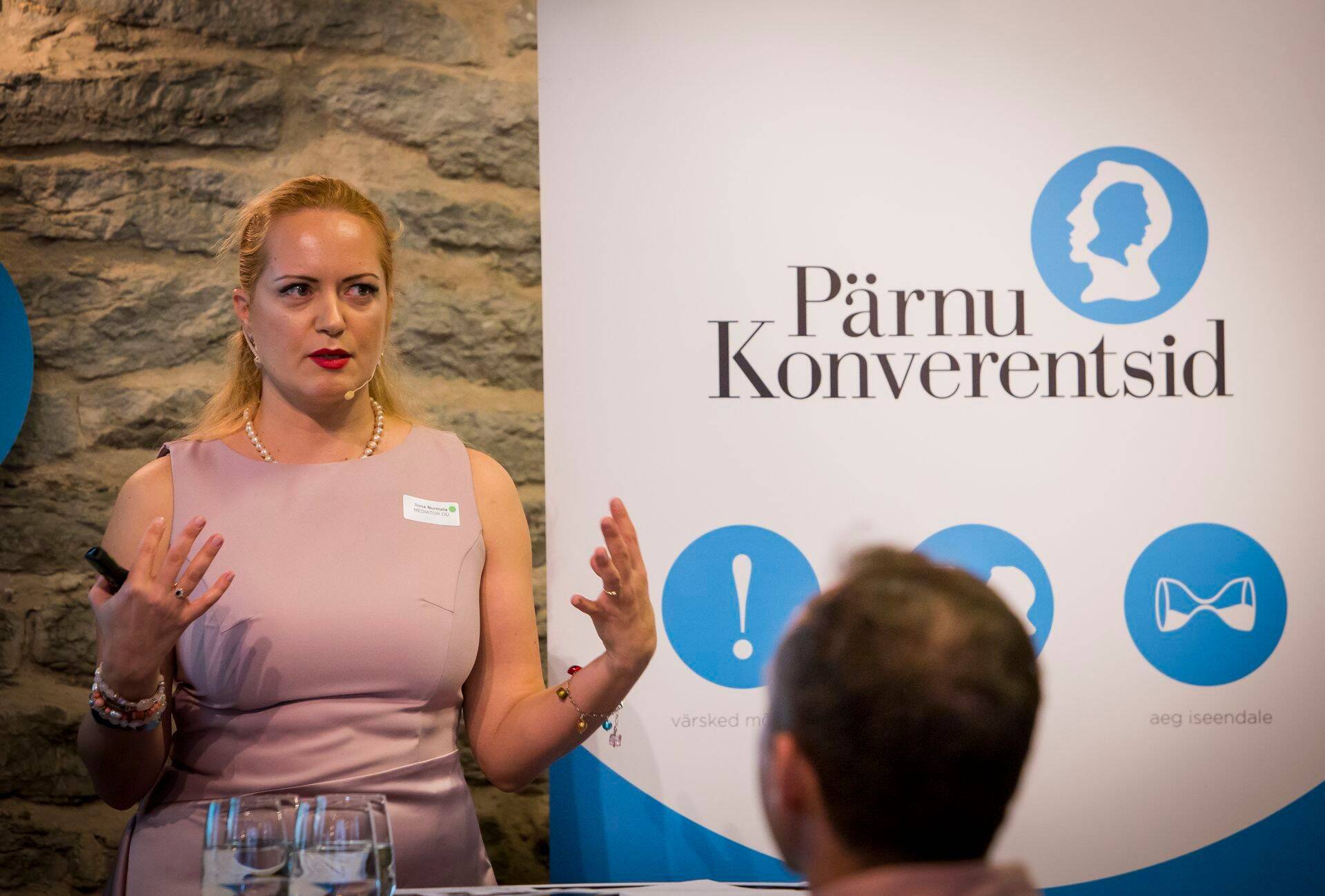 Mediator OÜ, läbirääkimiste koolitaja ja konsultant, lahenduskeskne coach ja lepitaja Ilona Nurmela