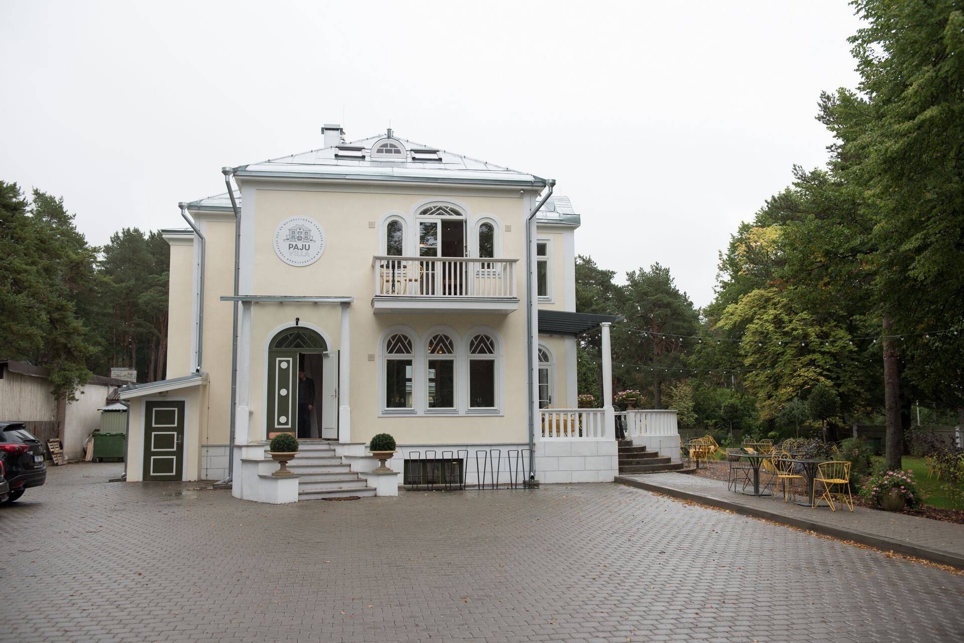 Paju villa Nõmmel