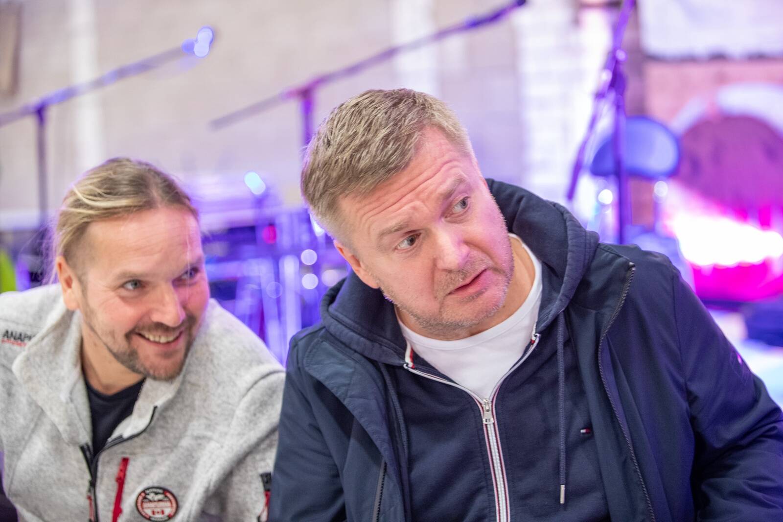 Kaks aastat tagasi tuli arstidel infarkti tõttu päästa Kristjan Jõekalda elu. Haiglas lubati, et mõni aasta veel ja pikaaegset saatejuhti tabab teinegi infarkt. Saates räägib Jõekalda, kuidas ta pole lasknud sellest enda tujul langeda.