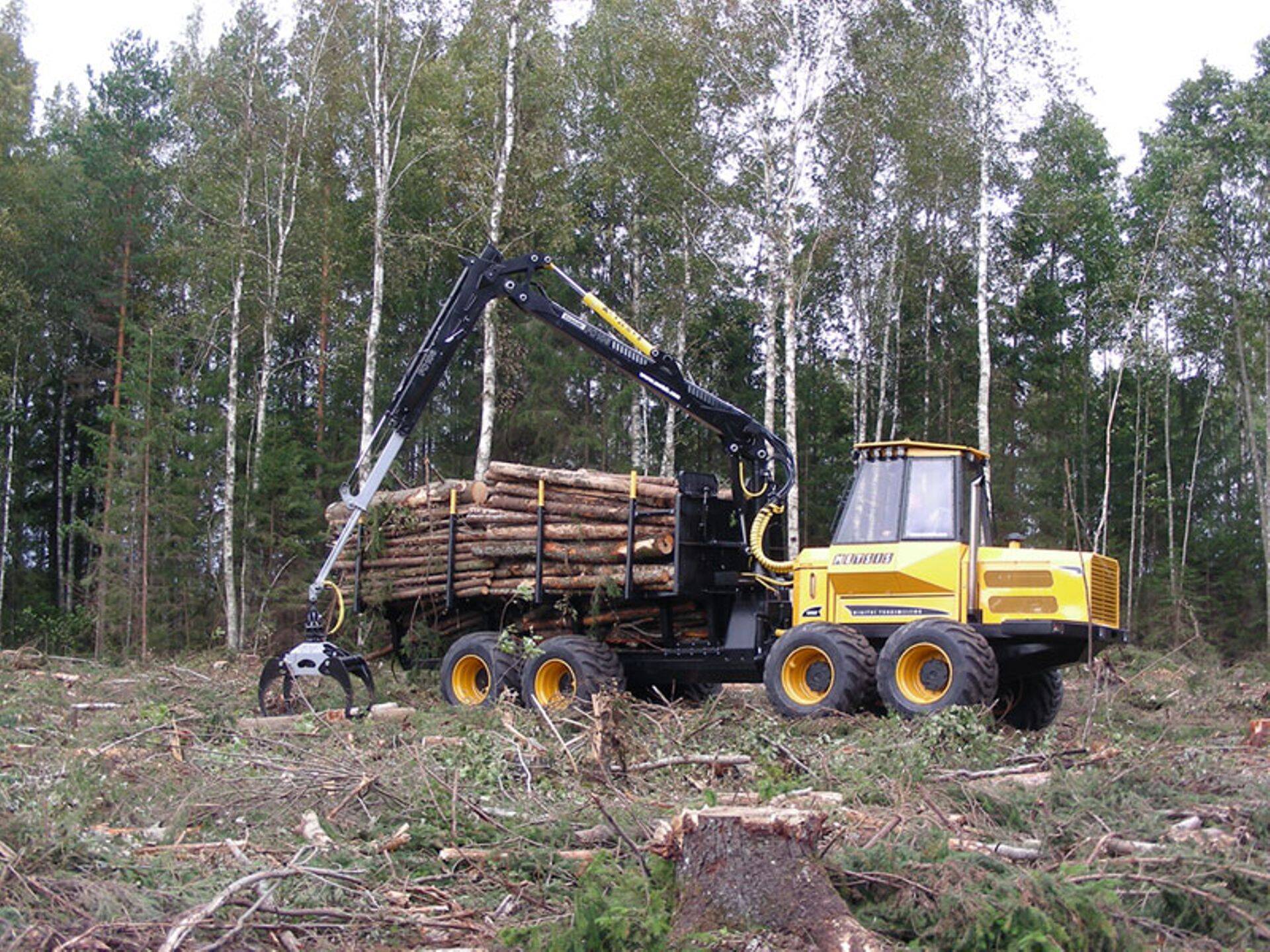 Metsis OÜ välja töötanud terve rea eurostandarditele vastavaid metsaveotraktoreid ja harvestere