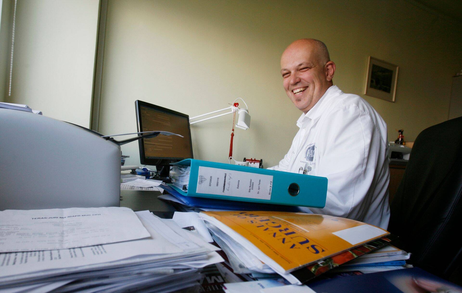 Jüri Teras Keenia missioonilt: tollis tuli teha annetus riigikassasse