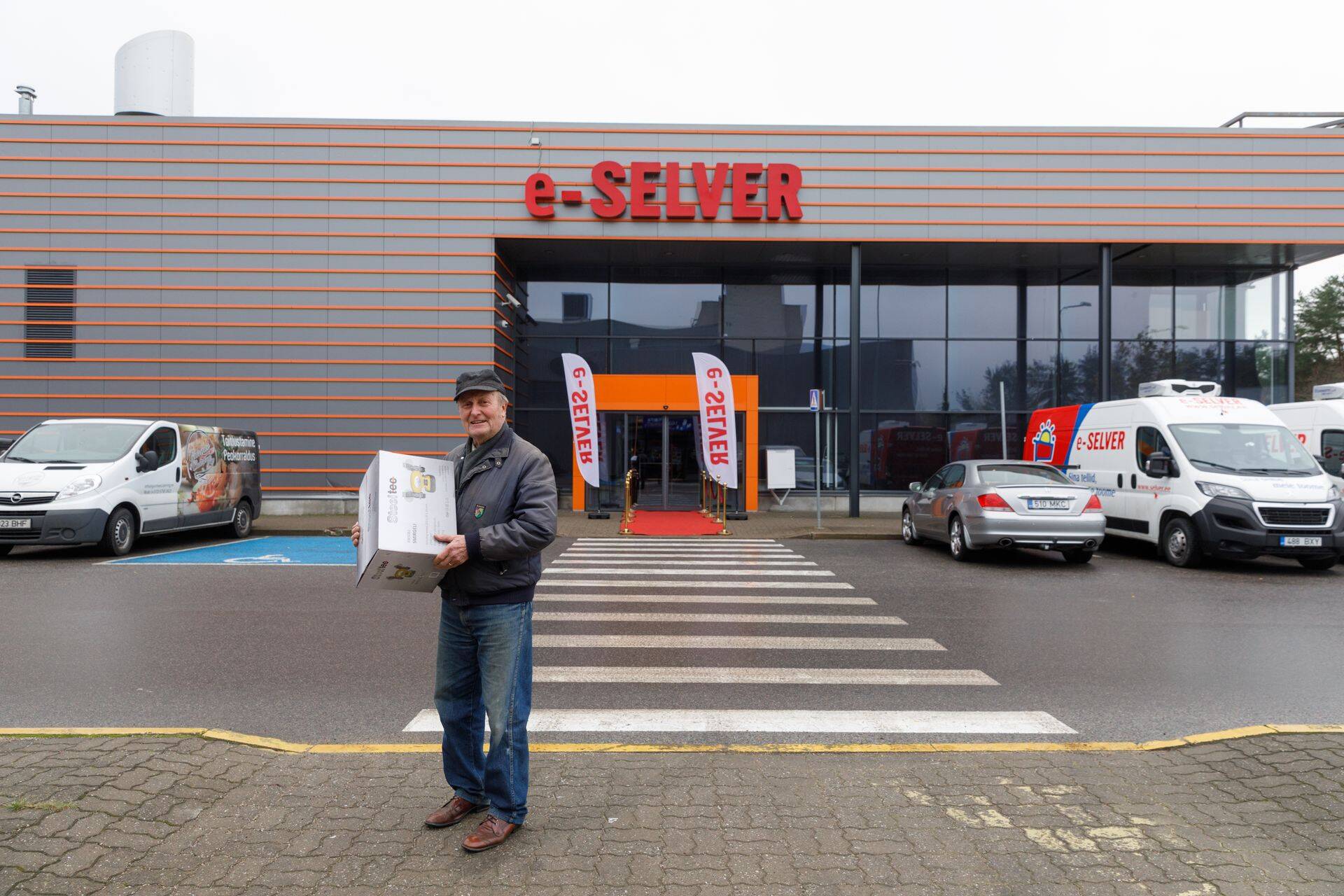 eSelveri komplekteerimiskeskus Järvel