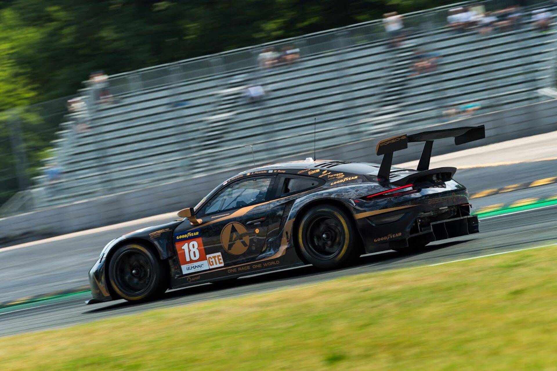 Absolute Racingu värvides GTE-klassi Porsche 911 RSR, millega Rump lõppenud hooajal sõitis.